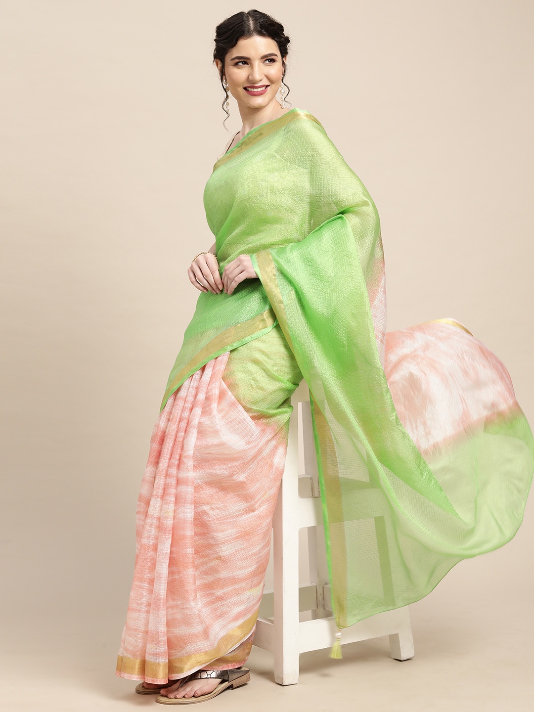 Geroo Jaipur Green & Peach-Coloured Bandhani Art Silk Saree