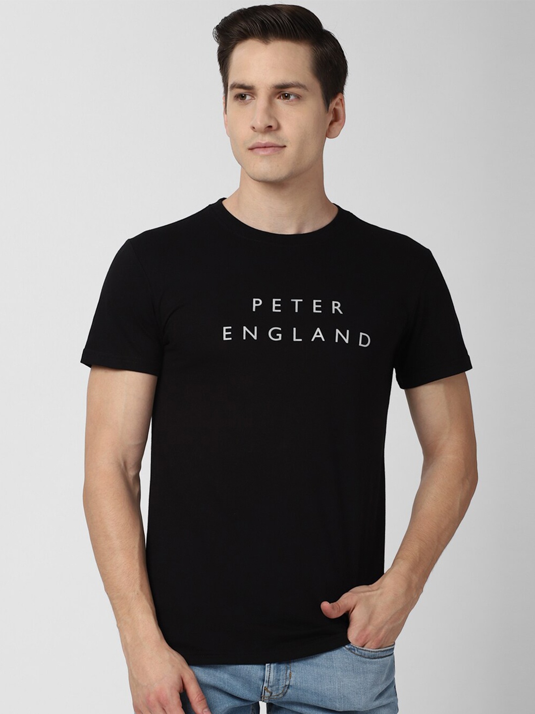 

Peter England Casuals Men Black Typography Printed Slim Fit T-shirt