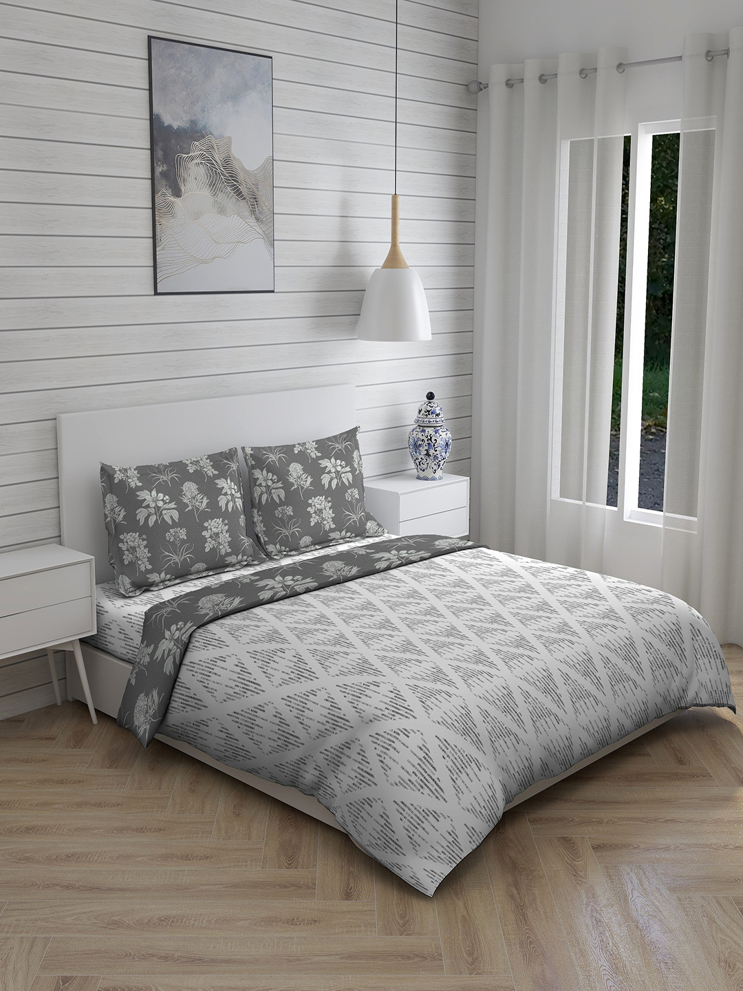 

Layers Grey King Size Geometric Printed AC Comforter With Bedsheet & 2 Pillow Cover Set