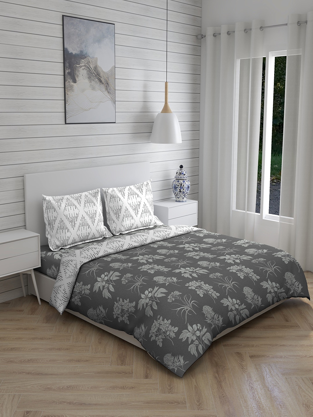 

Layers Grey & White Printed Cotton Bedding Set