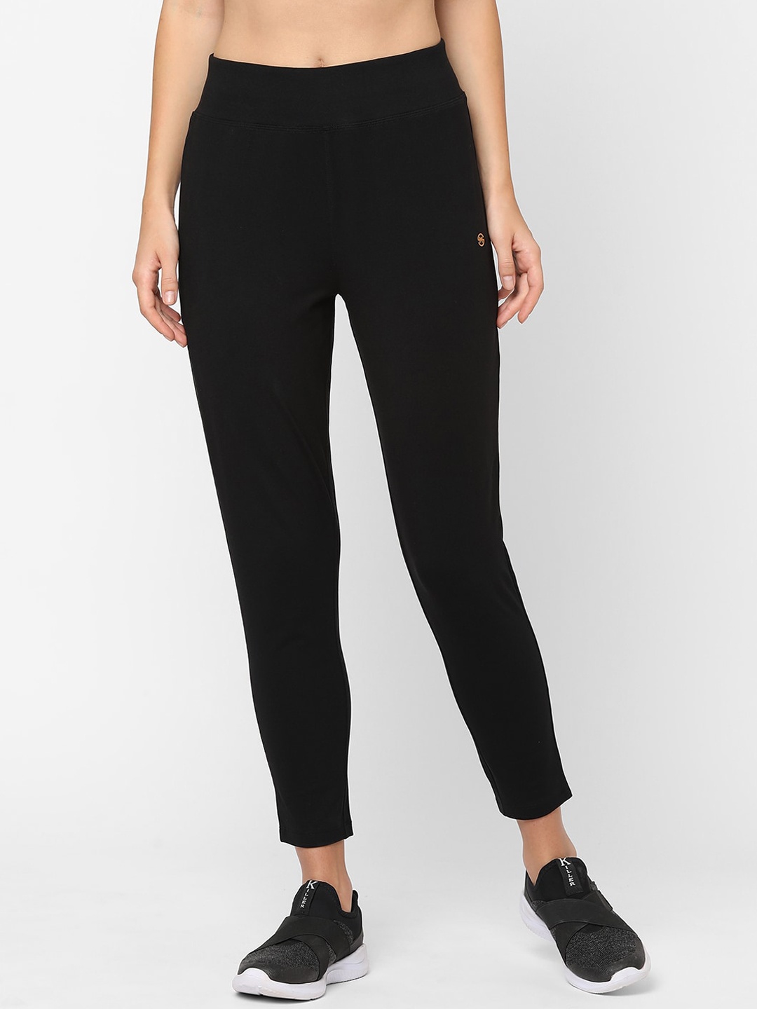 

Maysixty Women Black Solid Yoga Pant