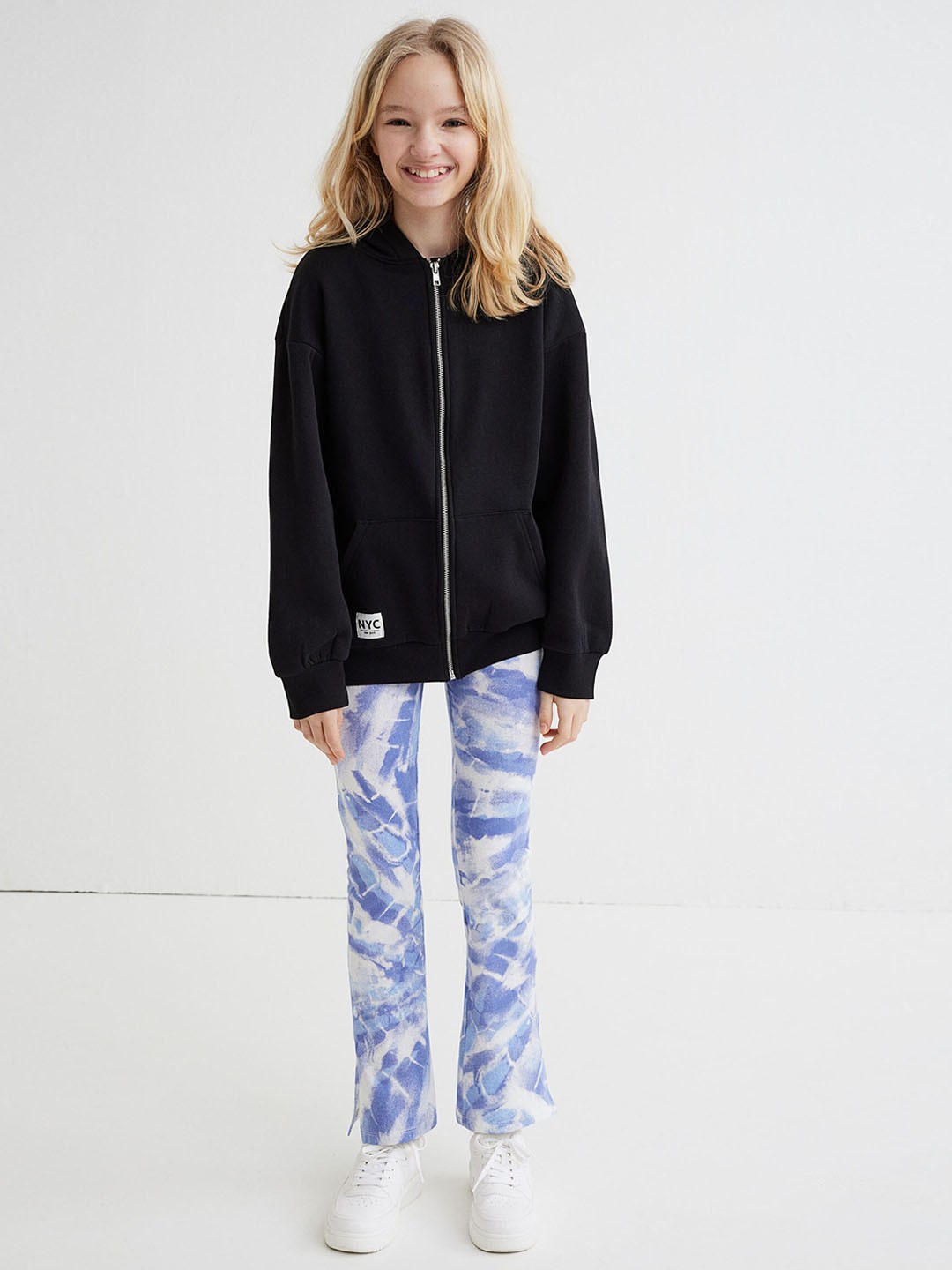 

H&M Girls Blue & White Dyed Flared Leggings