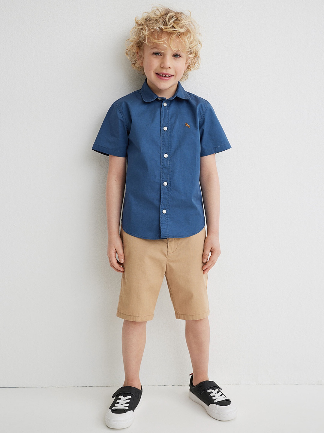 

H&M Boys Beige Cotton chino shorts