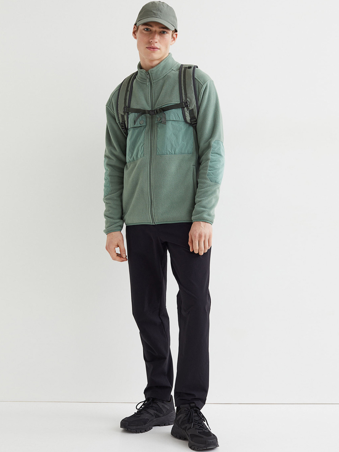 

H&M Men Black Water-Repellent Chinos