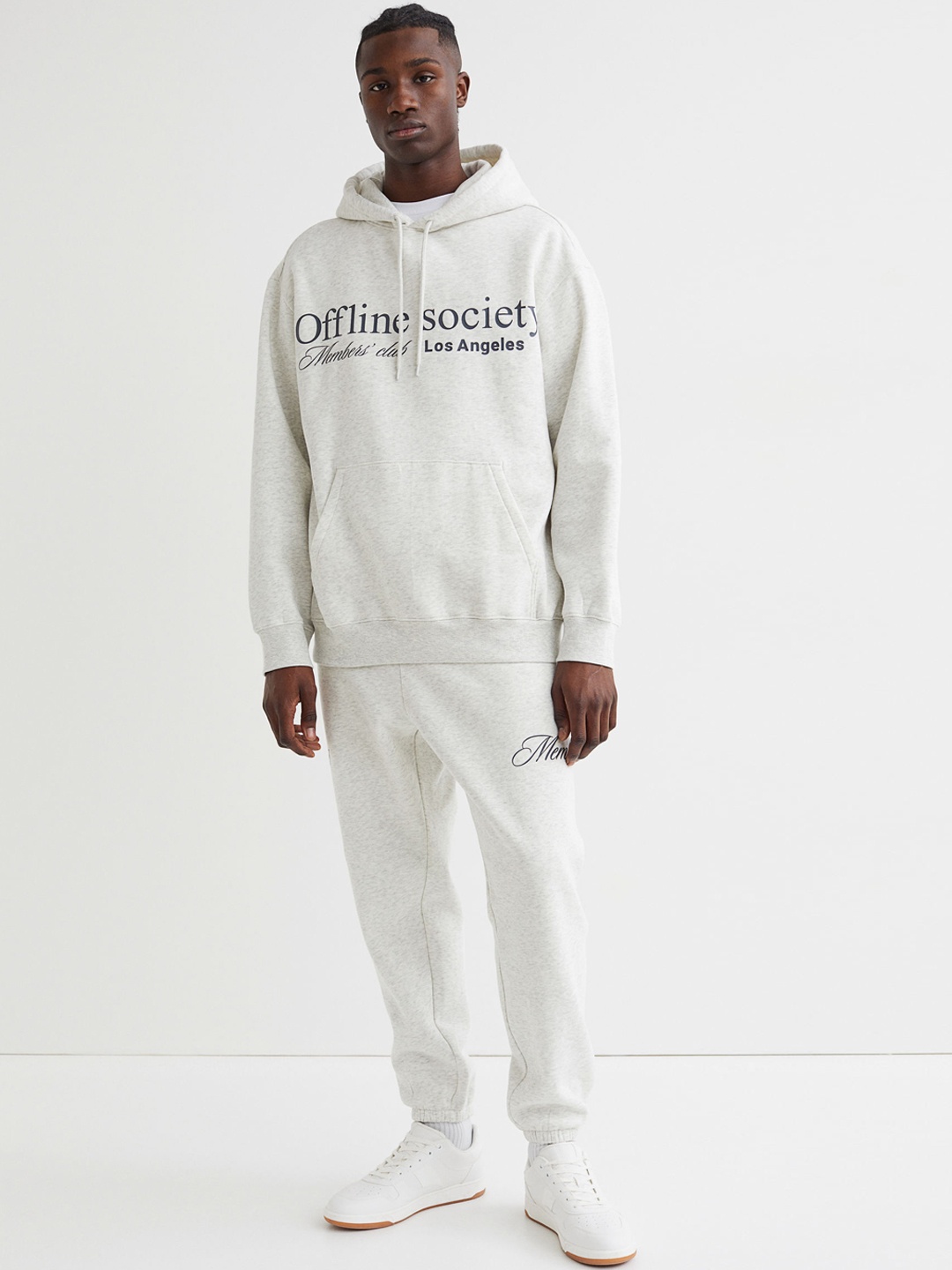 

H&M Men Grey Printed Regular Fit Joggers