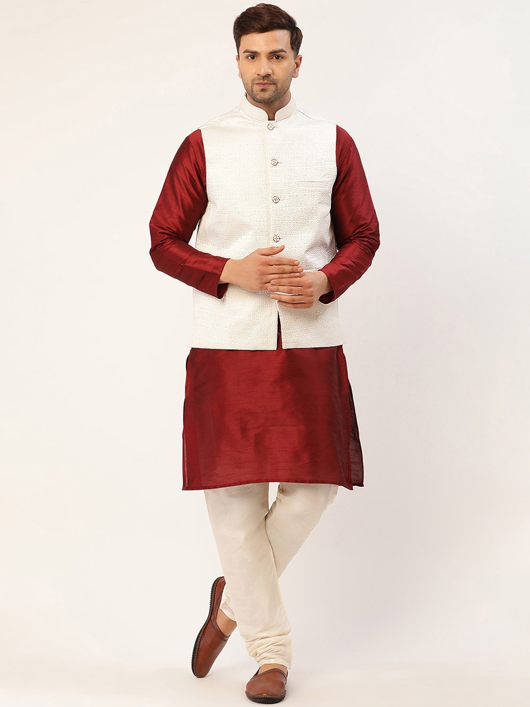 

Jompers Men Maroon & Off-White Kurta with Churidar & Embroidered Nehru Jacket