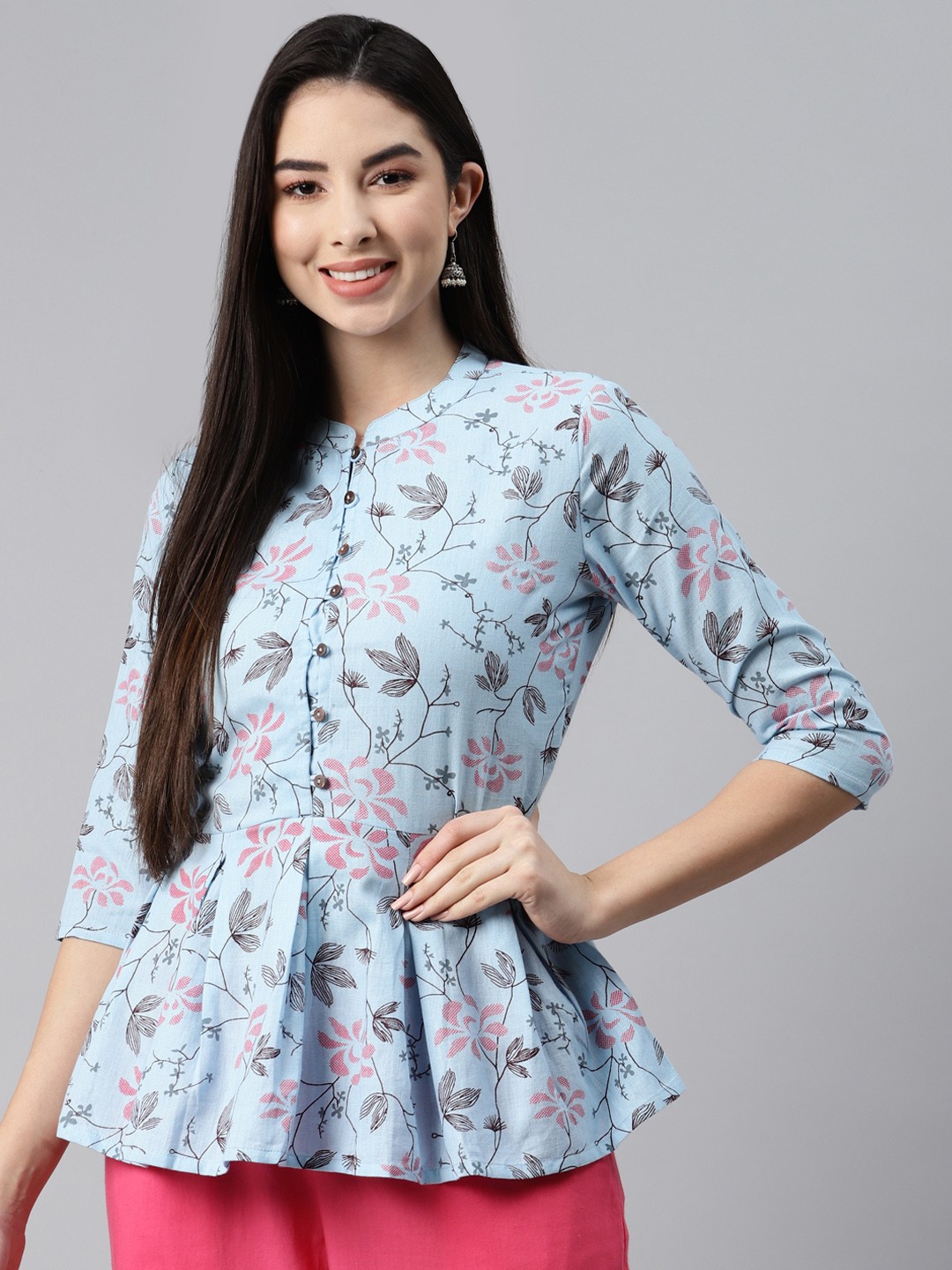 

MALHAAR Blue Floral Printed Pleated Cotton Flex Kurti