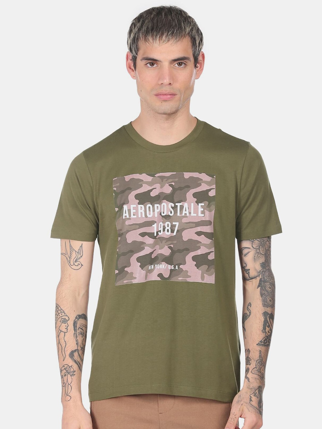 

Aeropostale Men Olive Green Cotton Printed T-shirt