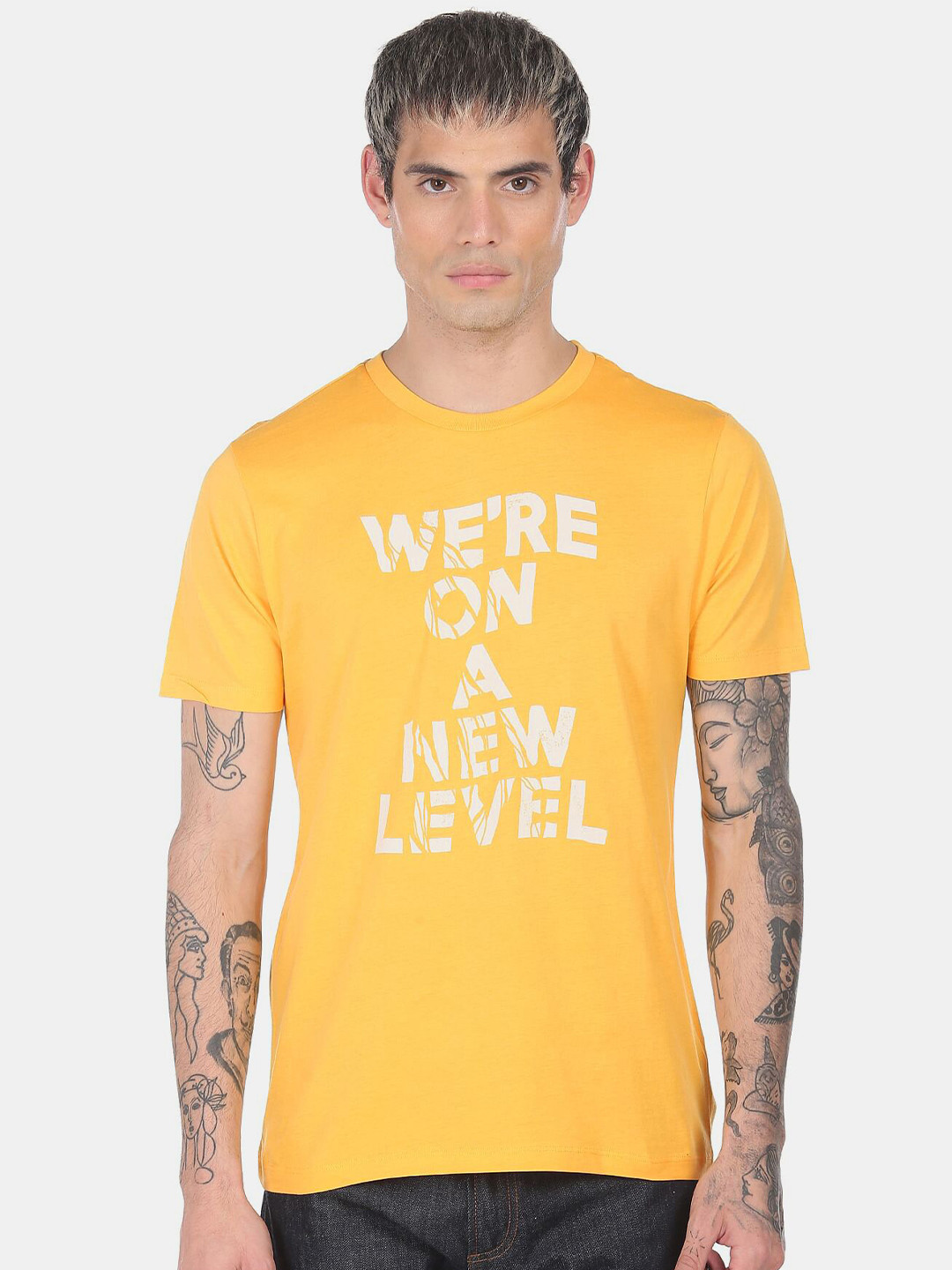 

Aeropostale Men Yellow & White Typography Printed Pure Cotton Regular Fit T-shirt