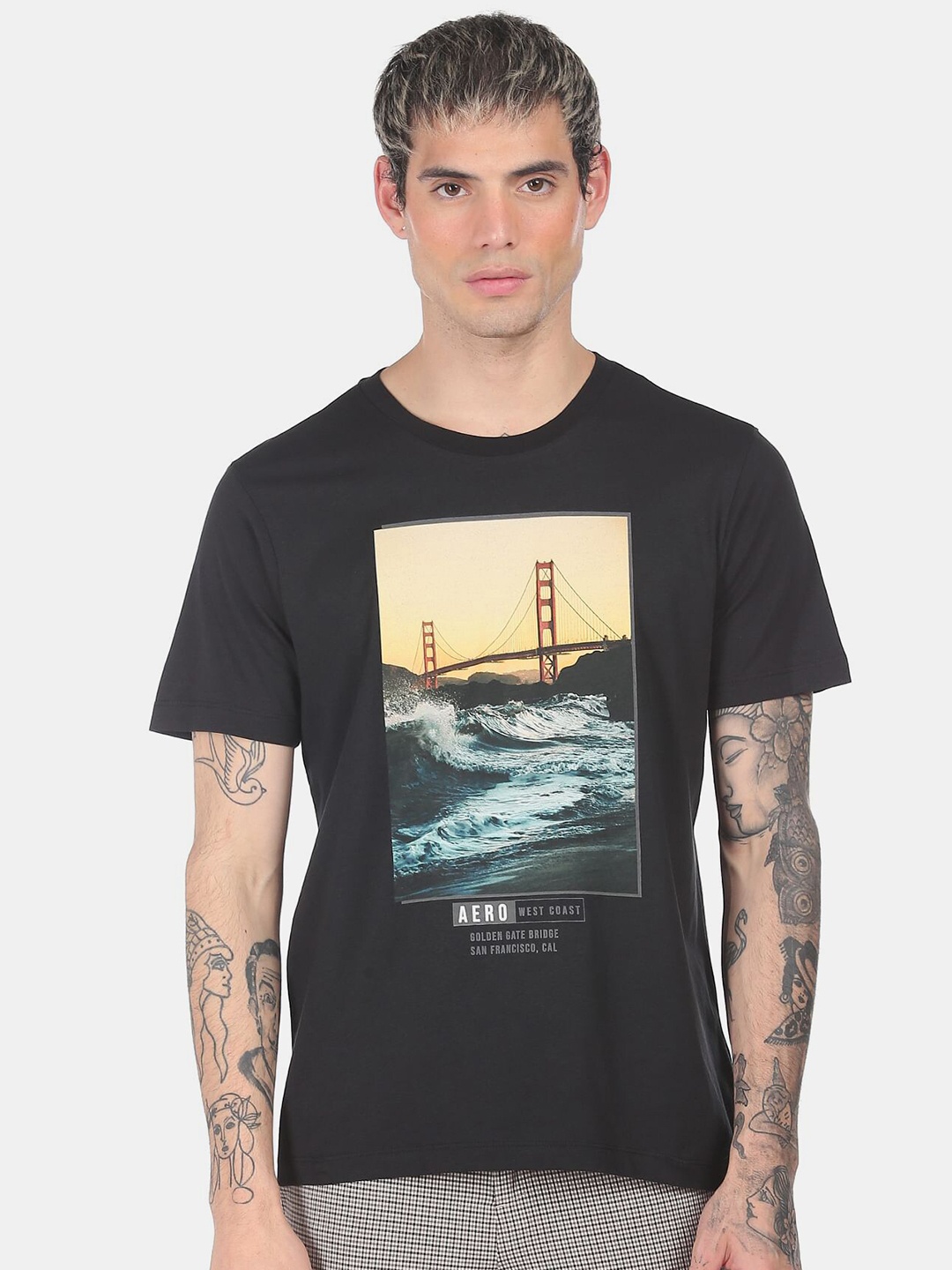 

Aeropostale Men Black Graphic Printed Regular Fit Cotton T-shirt