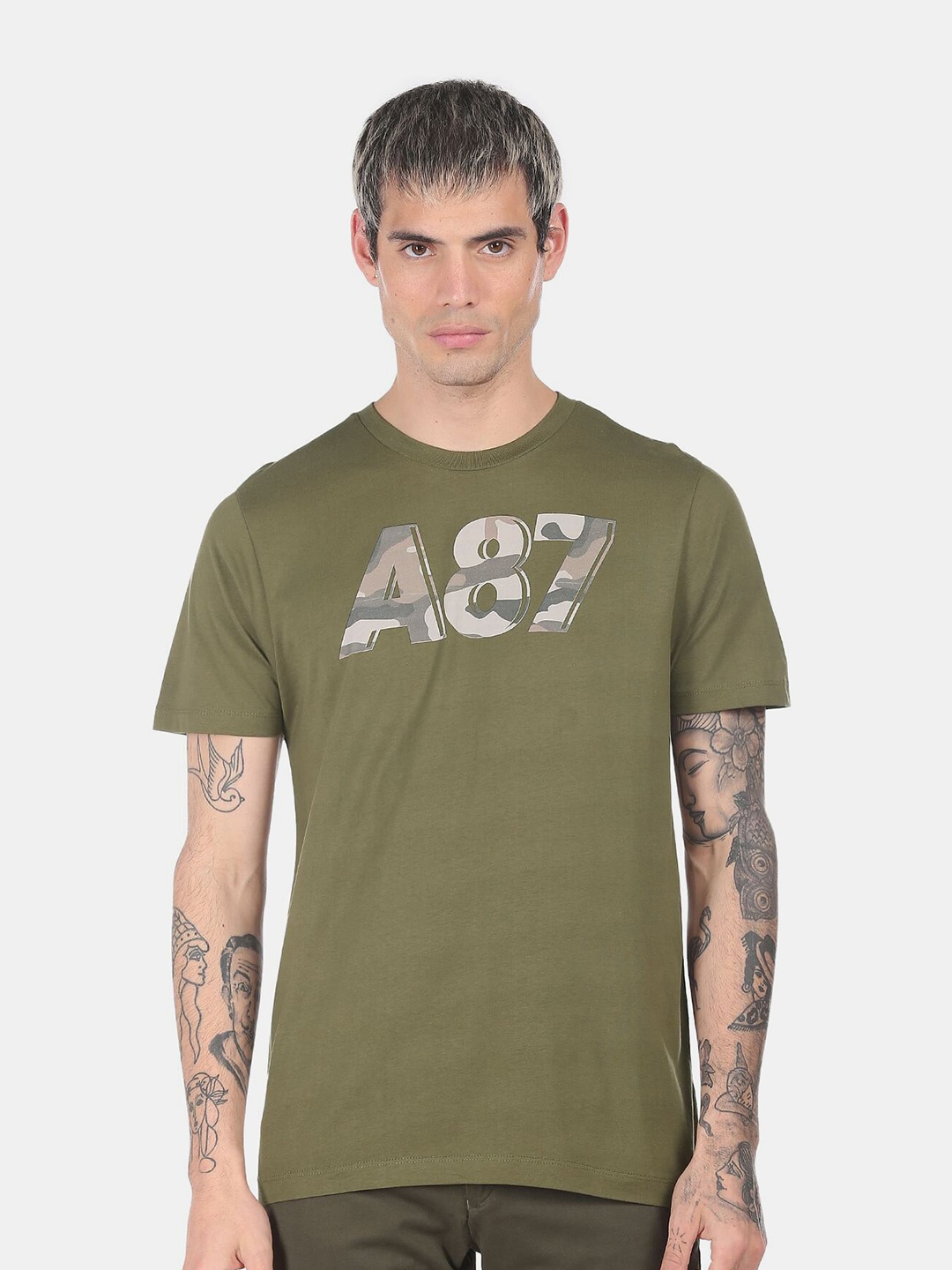 

Aeropostale Men Olive Green Printed Cotton Regular Fit T-shirt