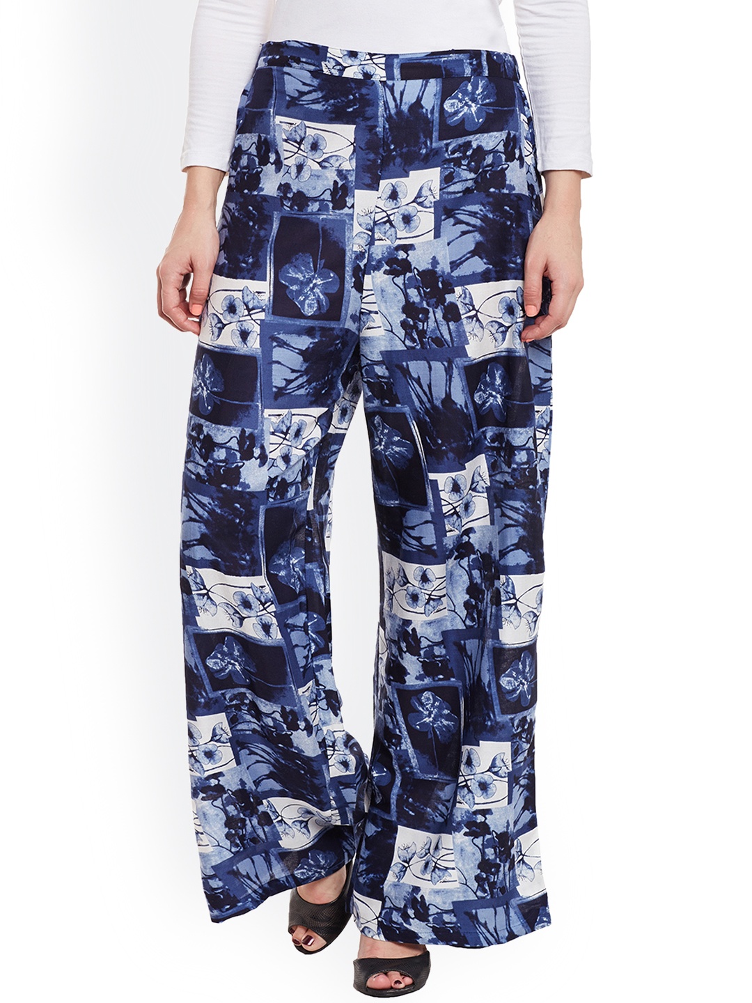 

Bitterlime Women Blue Printed Relaxed Fit Palazzo Trousers