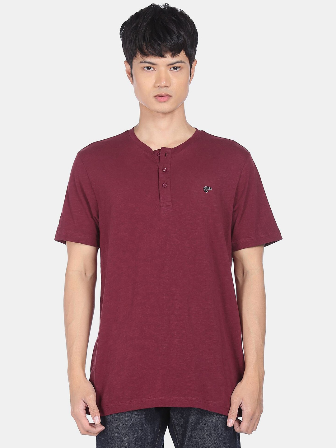 

Ruggers Men Maroon Solid Henley Neck Pure Cotton Regular Fit T-shirt