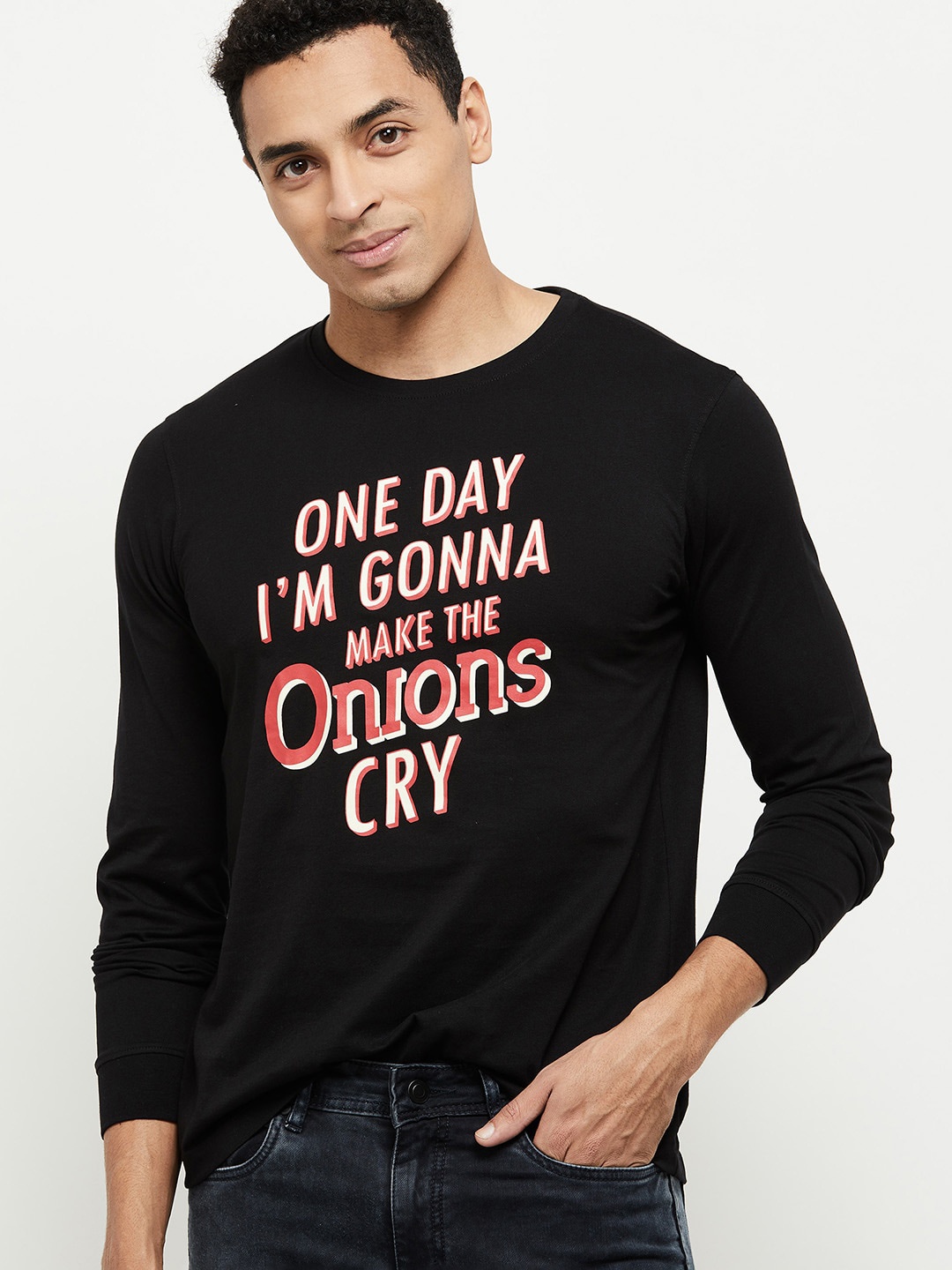 

max Men Black & Pink Typography Printed Pure Cotton T-shirt