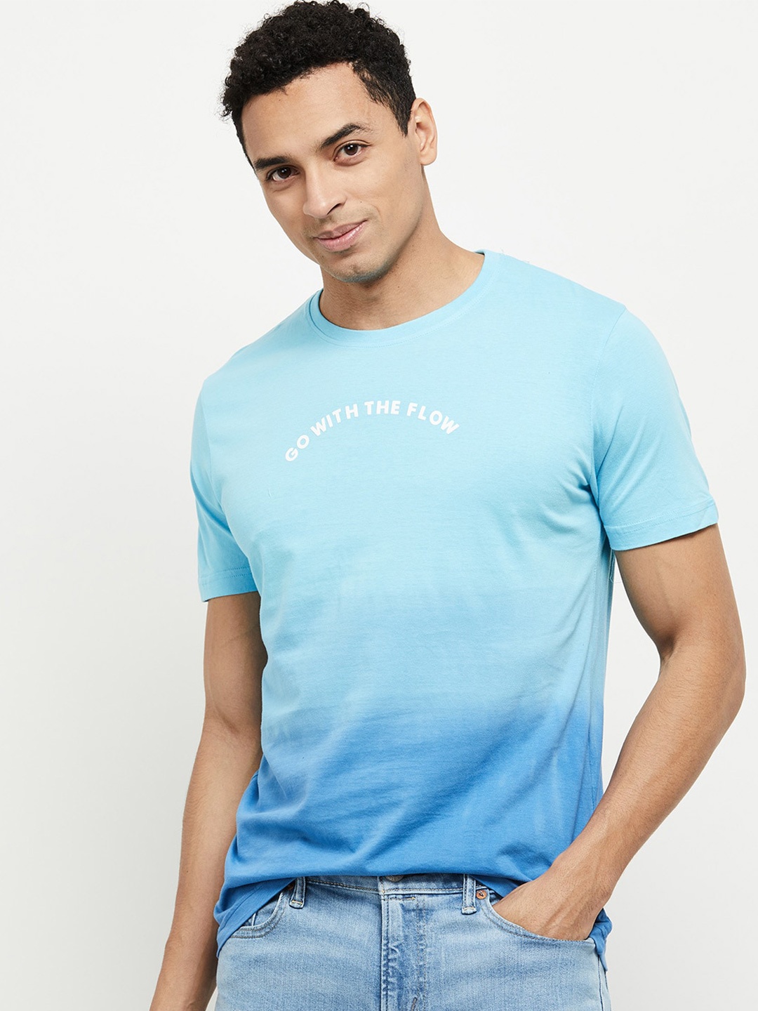

max Men Blue & White Ombre Printed Pure Cotton T-shirt