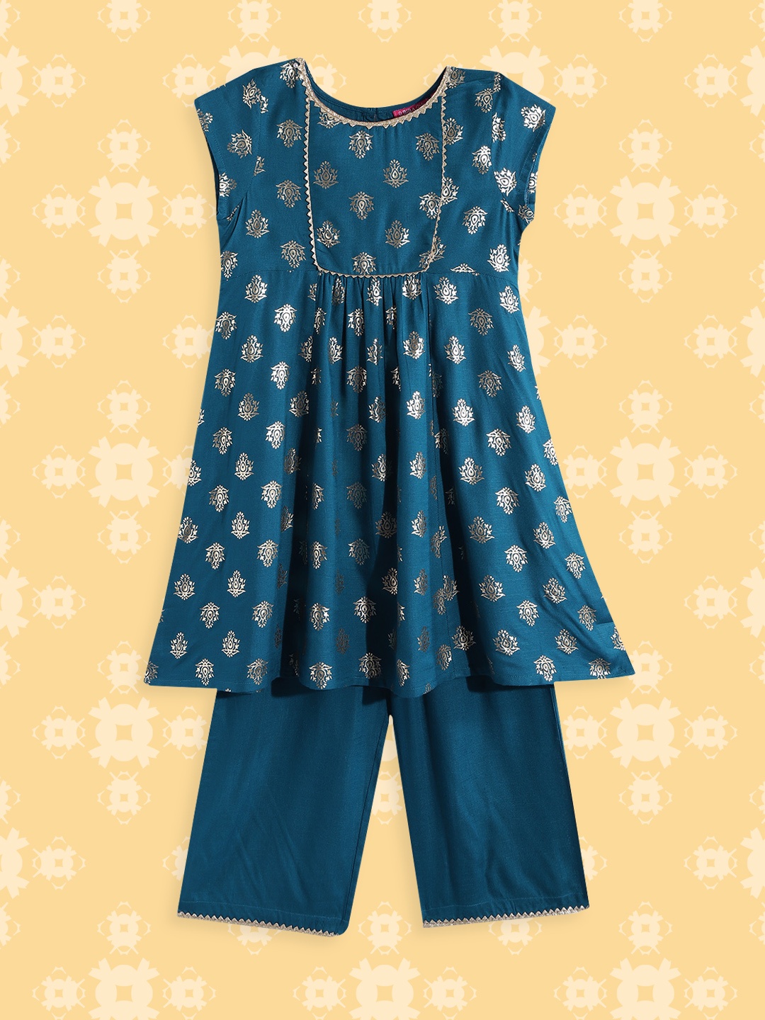 

Biba Girls Teal Blue & Gold-Toned Printed Kurta with Palazzos
