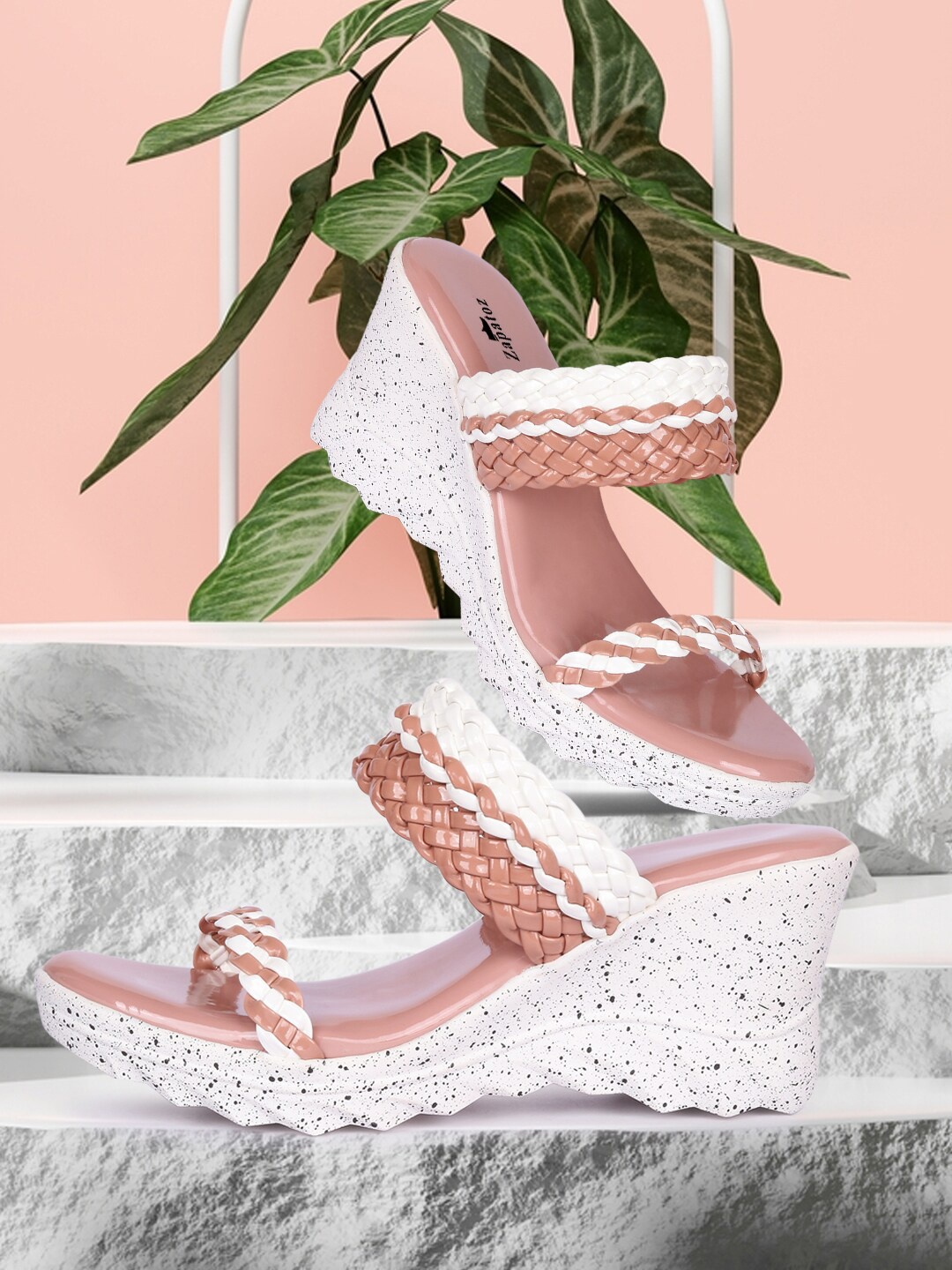

ZAPATOZ Pink PU Wedge Pumps