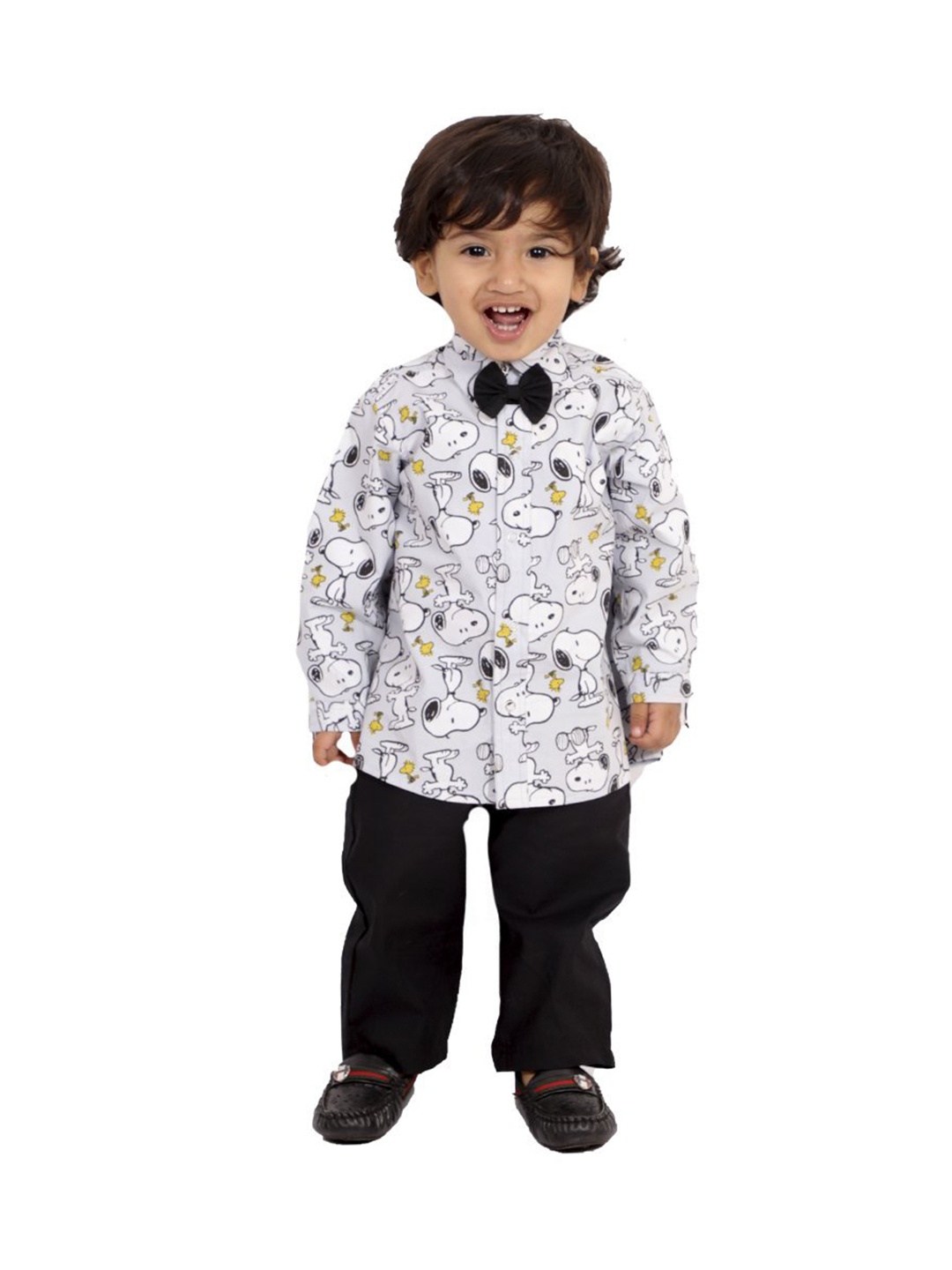 

The Mom Store Boys Printed Cartoon Characters Cotton Co-Ord Set With Bow, White
