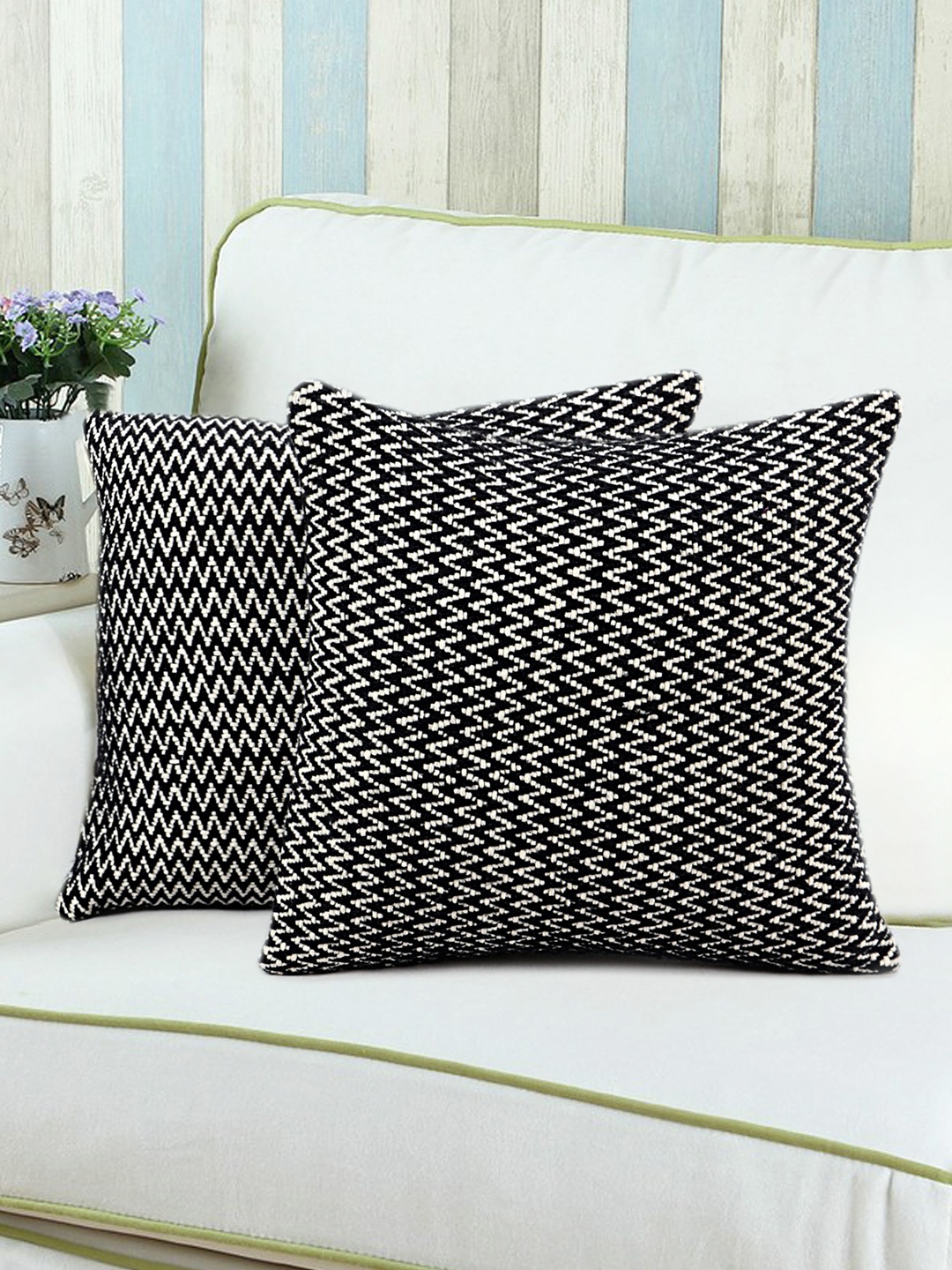 

Saral Home Black Set of 2 Patterned 16" x 16" Square Cushion Covers