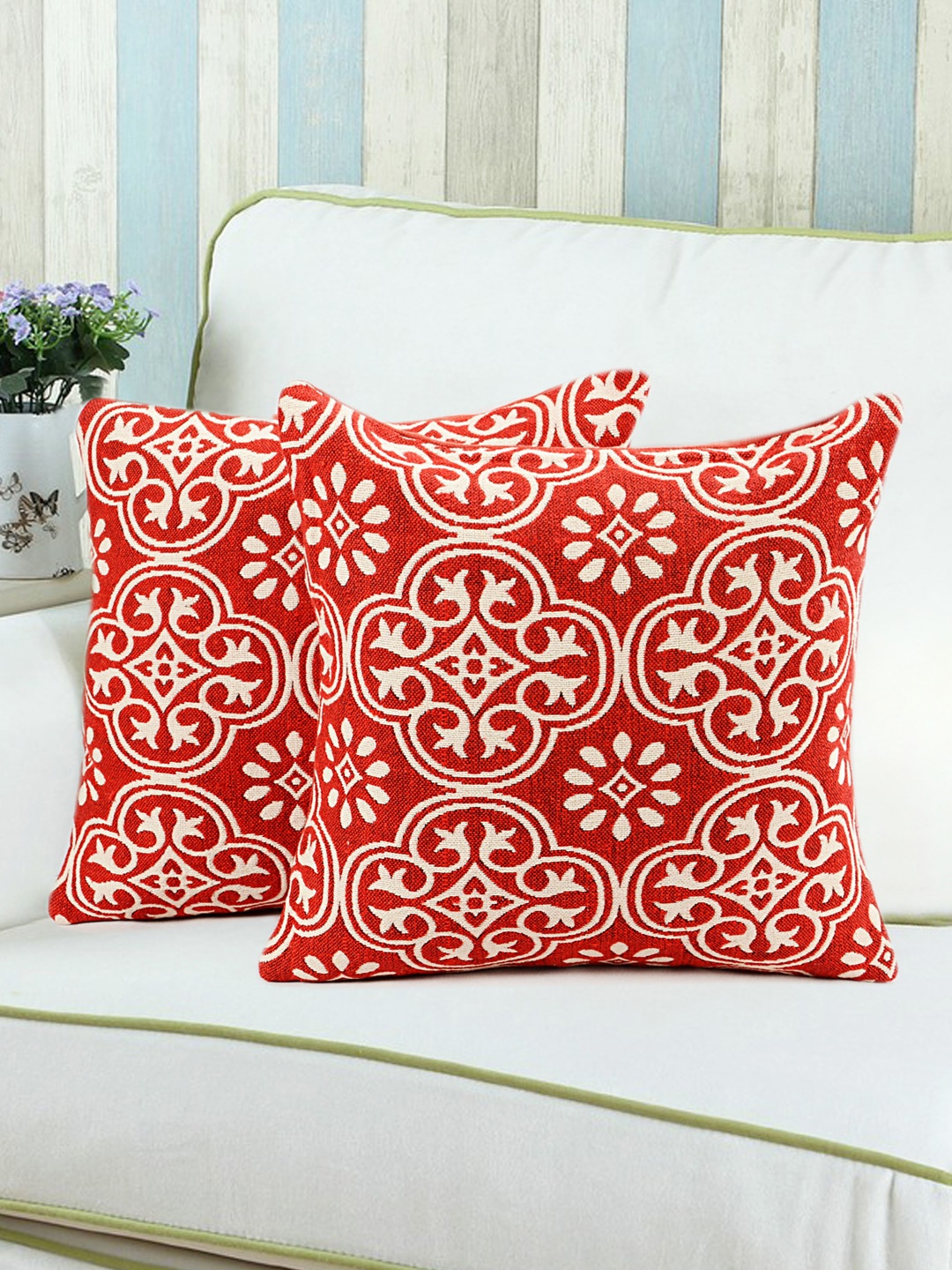 

Saral Home Red Set of 2 Patterned 16" x 16" Square Cushion Covers