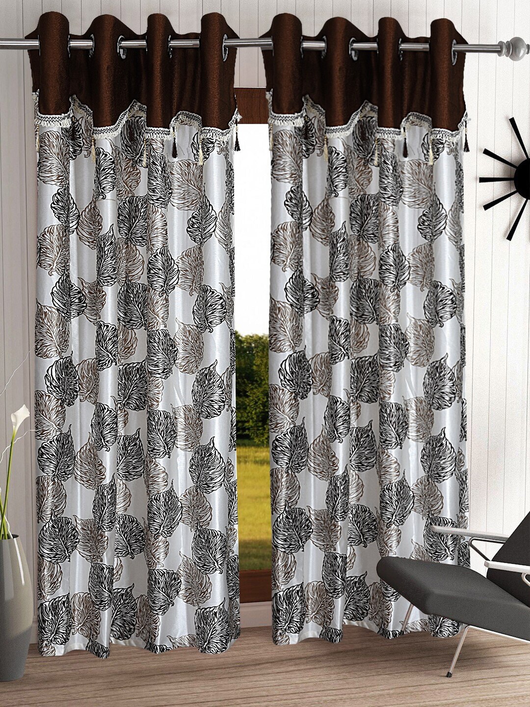 

Cortina Brown & White Set of 2 Fancy Valance Leaf Printed Door Curtains