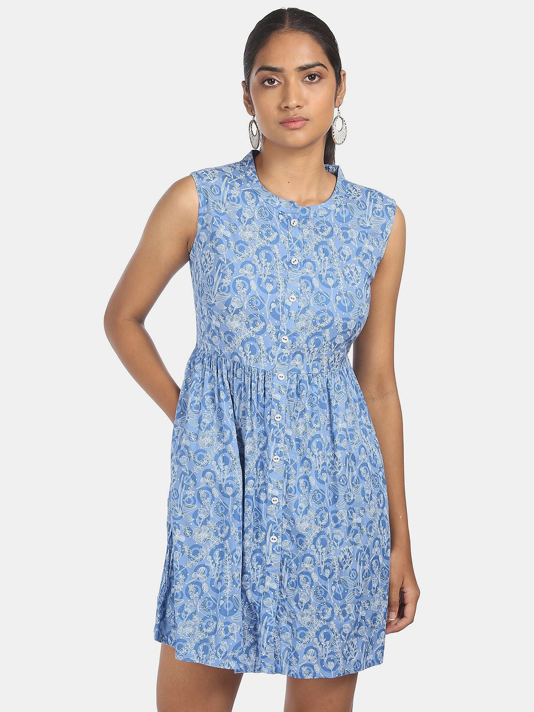 

Karigari Women Blue & White Floral Printed Sleeveless Cotton Dress