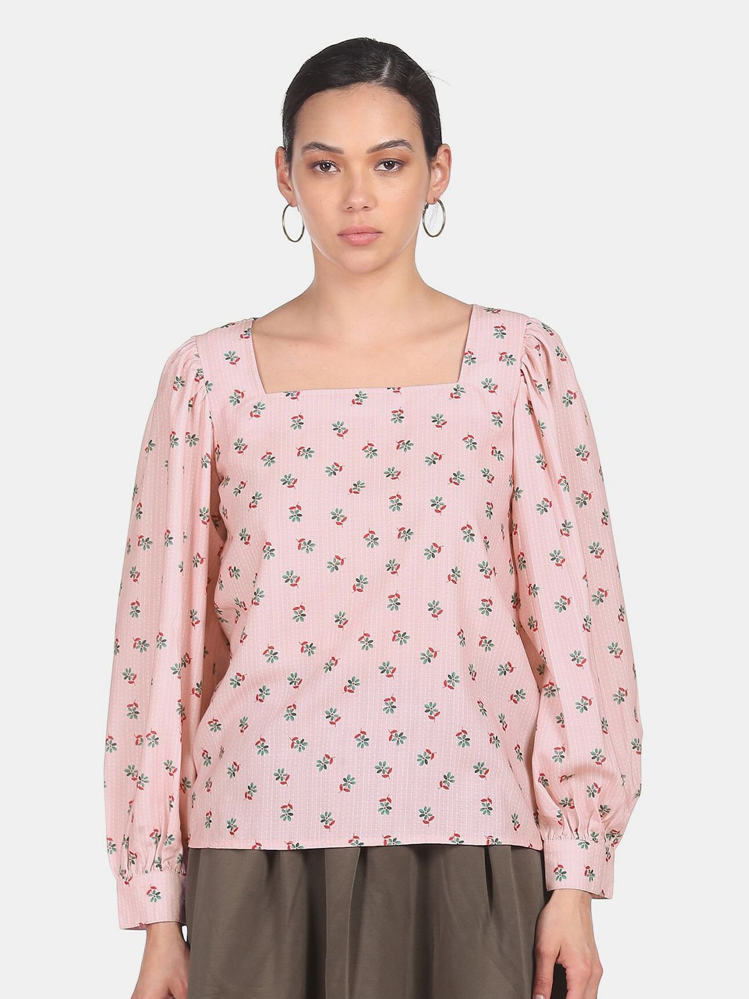 

SHFFL Pink Floral Print Top