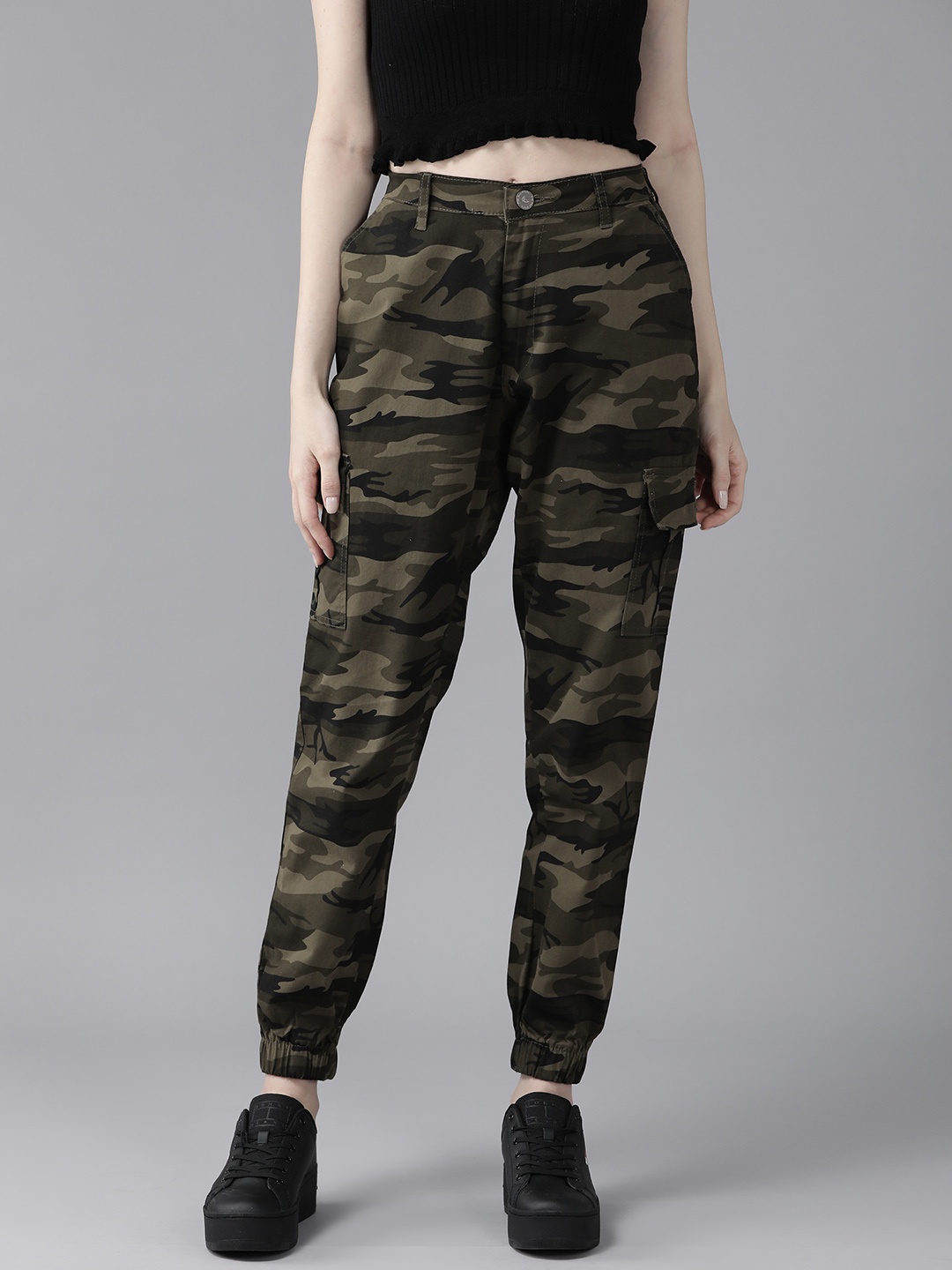 

The Dry State Women Camouflage Print Cargo-Style Joggers, Olive