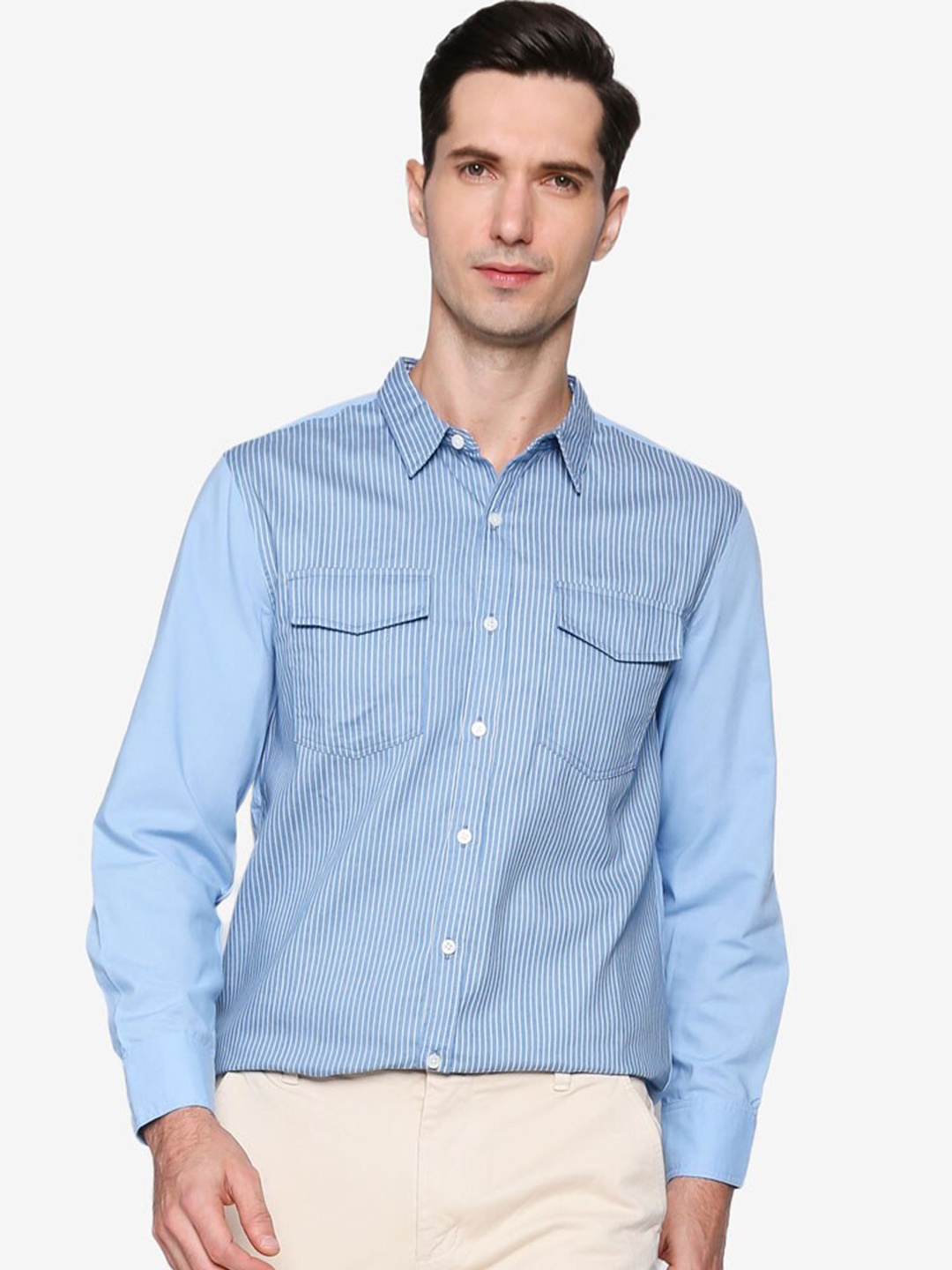 

ZALORA BASICS Men Blue Striped Casual Shirt