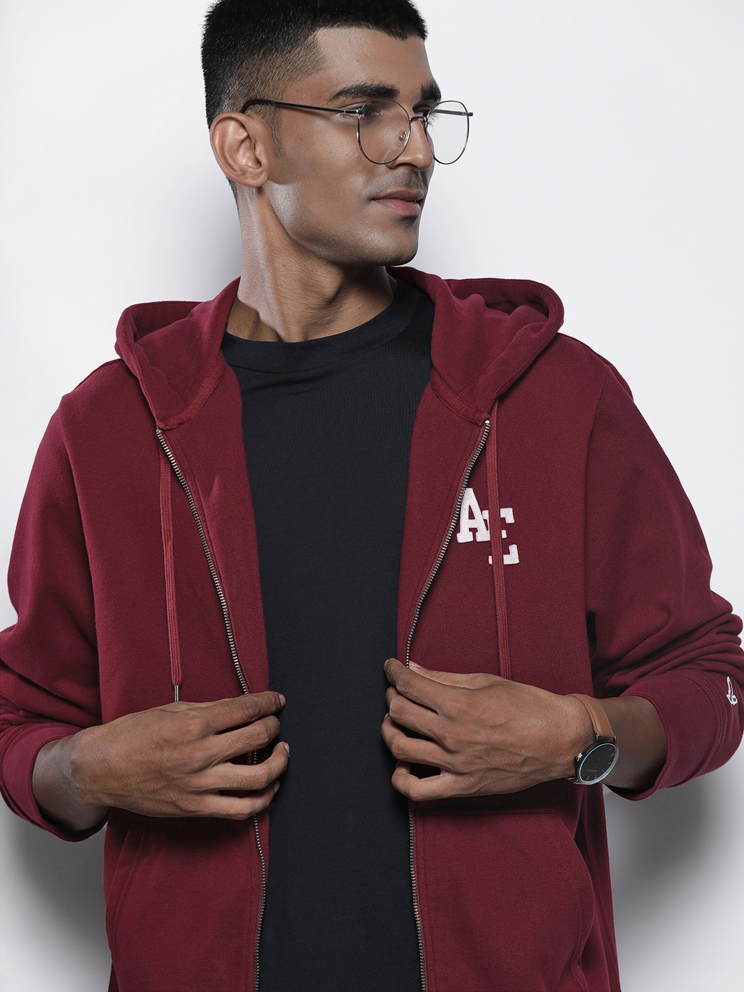 

AMERICAN EAGLE OUTFITTERS Men Maroon Hooded Sweatshirt