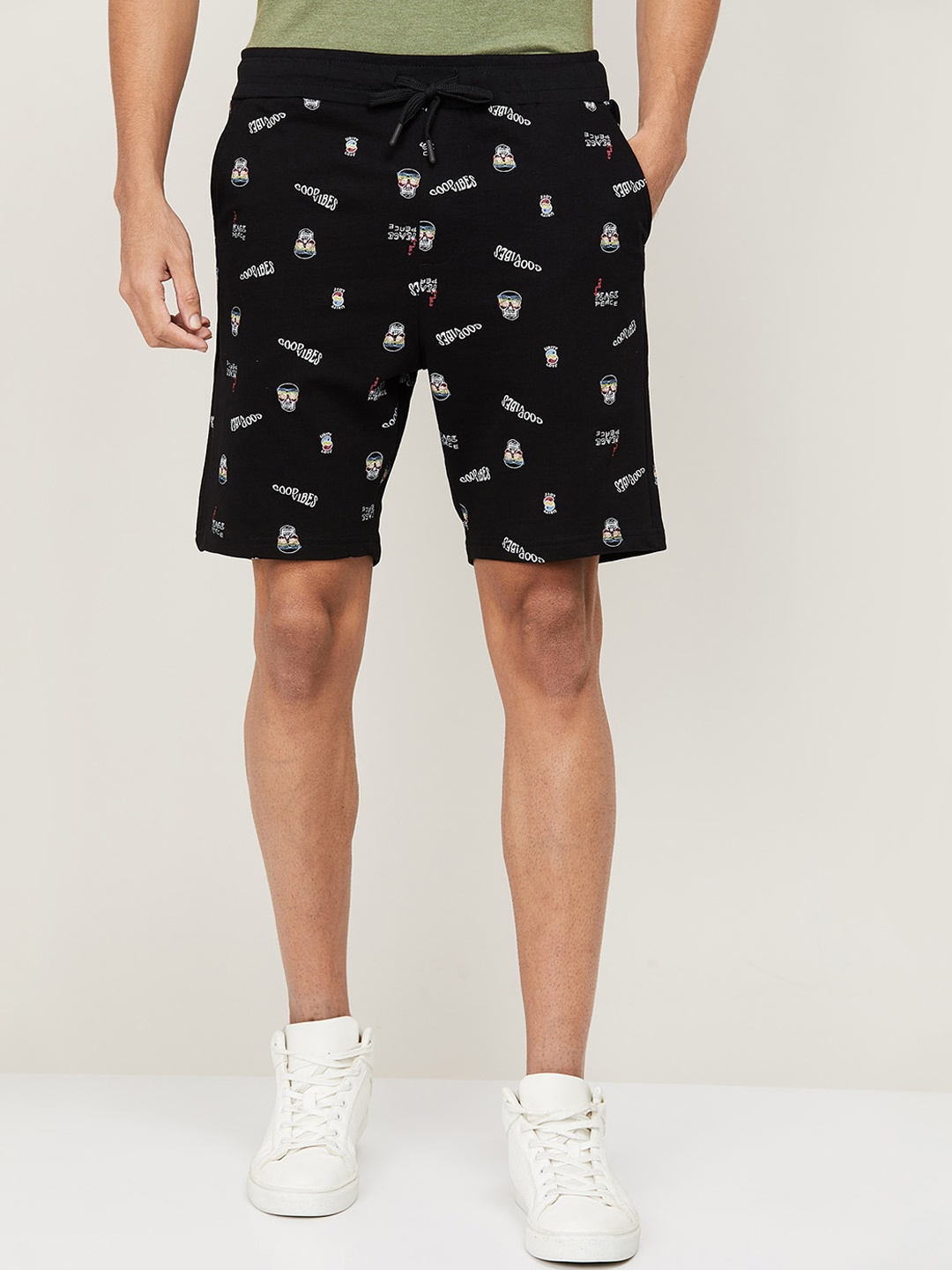 

Forca by Lifestyle Men Black Graphic Printed Regular Fit Shorts