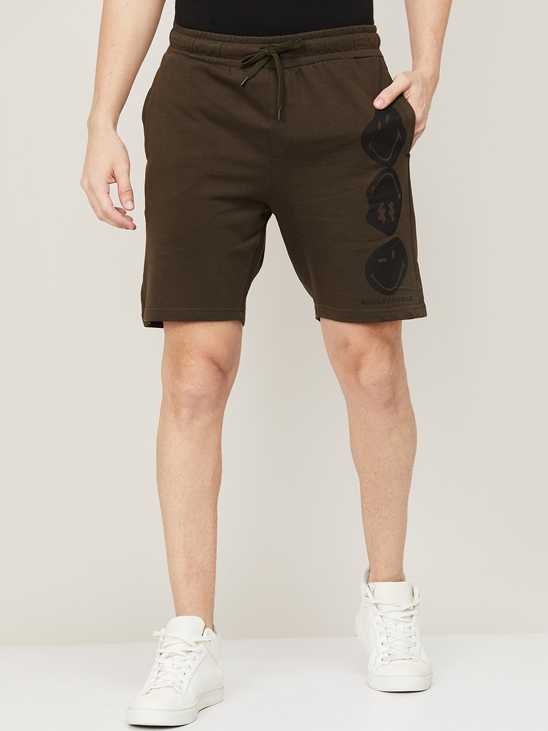 

SmileyWorld Men Olive Green Printed Slim Fit Cotton Regular Shorts