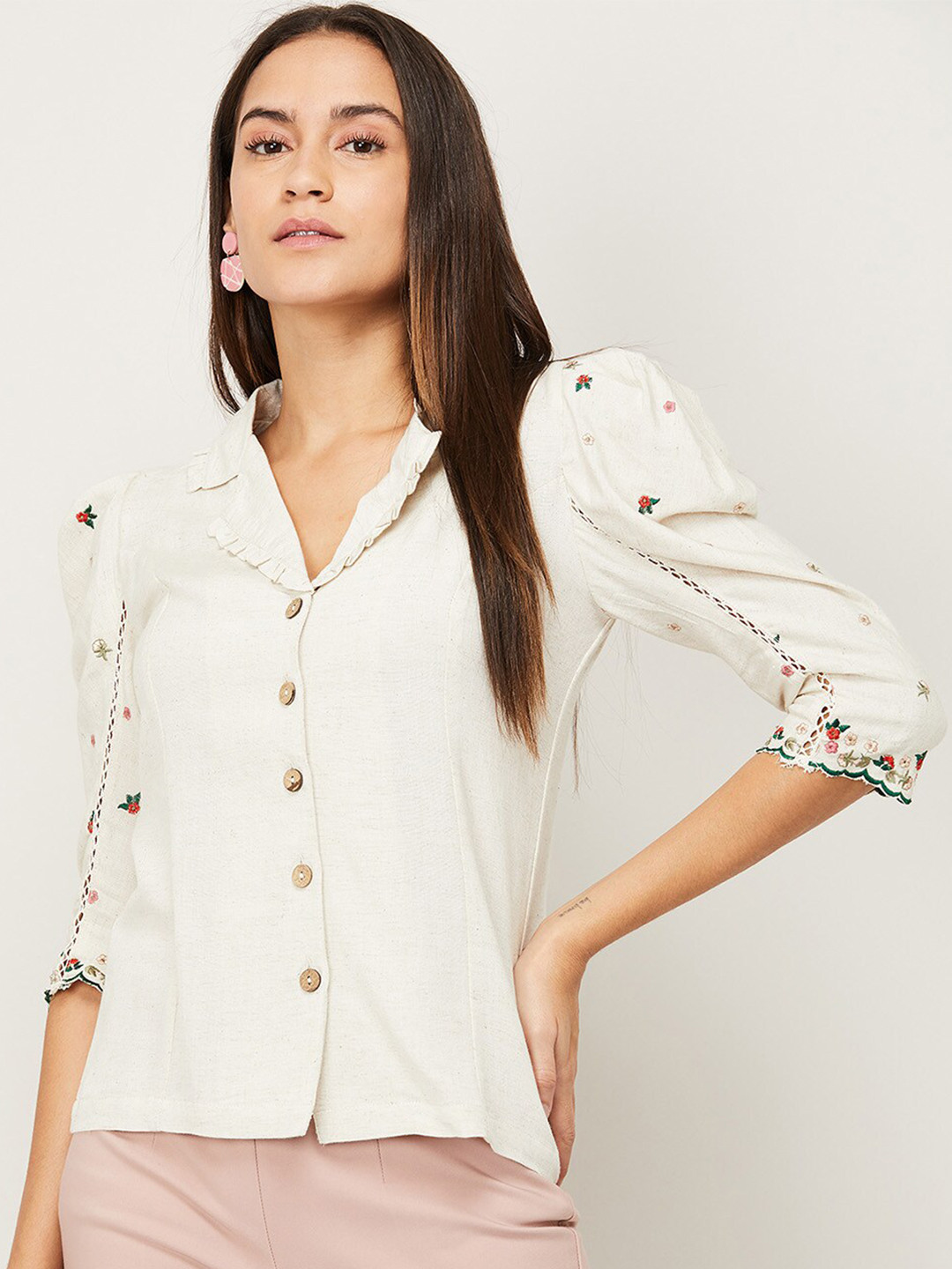 

CODE by Lifestyle Women Beige Embellished Button Shrug