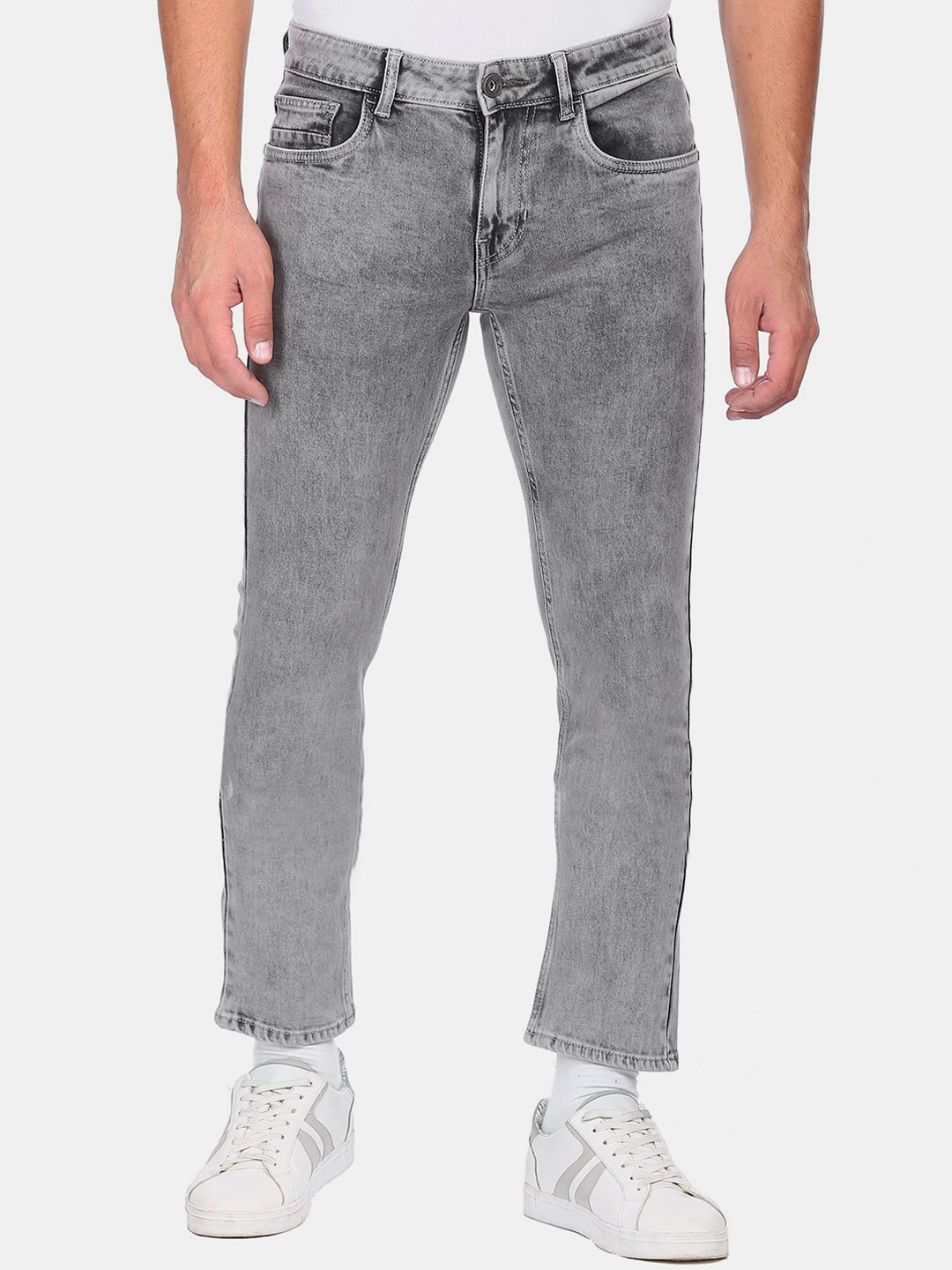 

Cherokee Men Grey Low Distress Heavy Fade Regular Fit Jeans