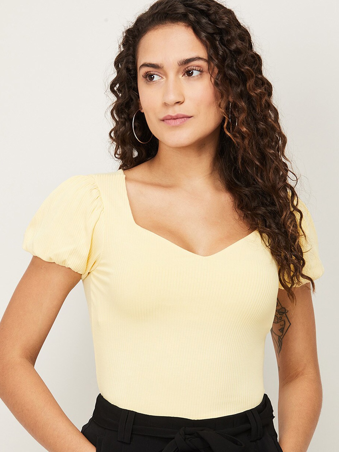 

Ginger by Lifestyle Yellow Striped Sweetheart Neck Top