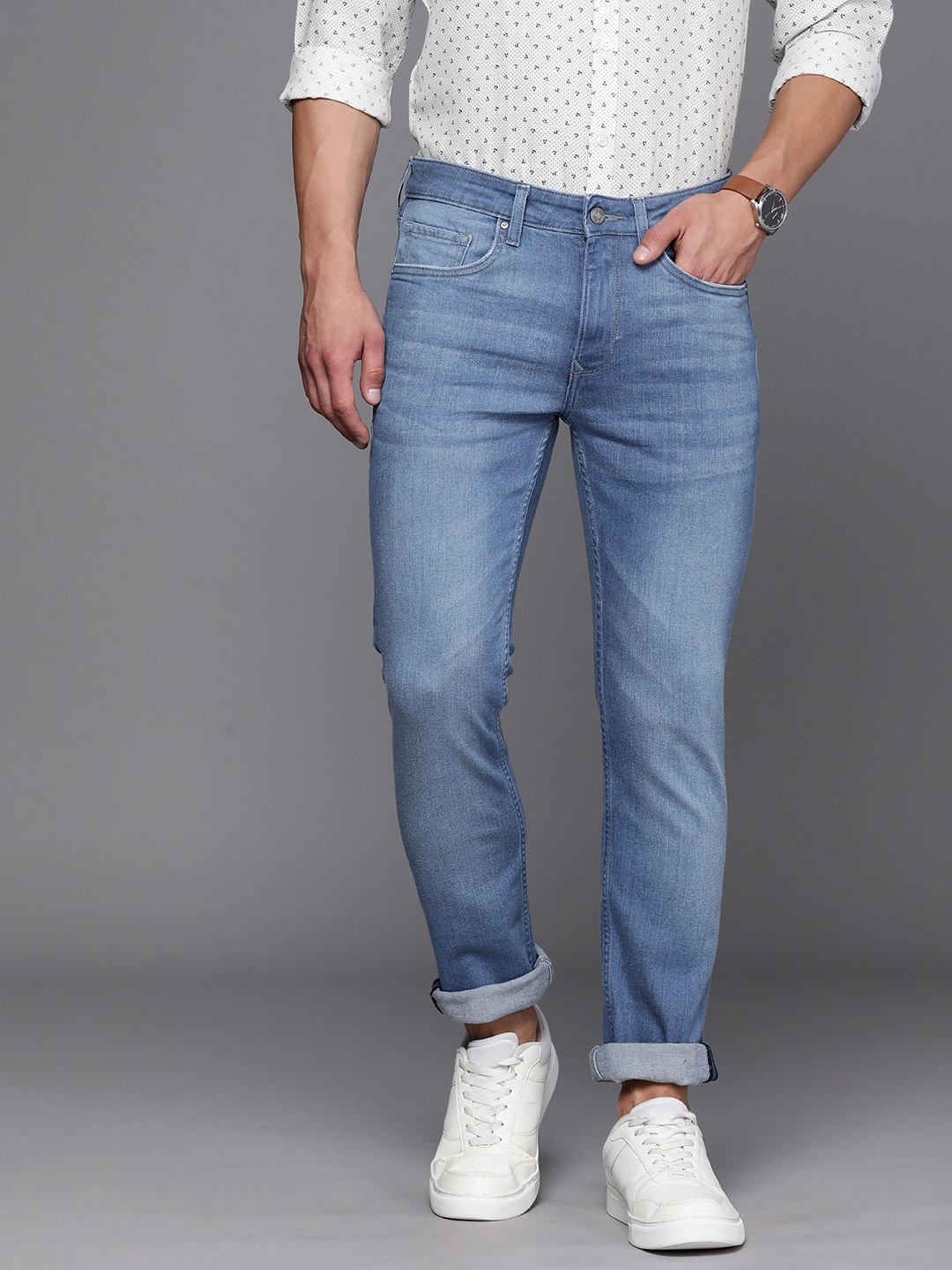 

Louis Philippe Jeans Men Mid-Rise Narrow Slim Fit Light Fade Stretchable Jeans, Blue