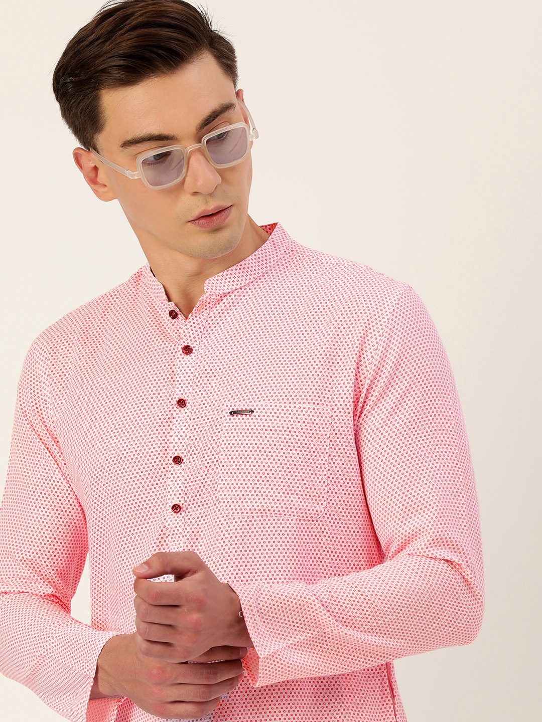 

Peter England Men Pink & White Geometric Printed Kurta