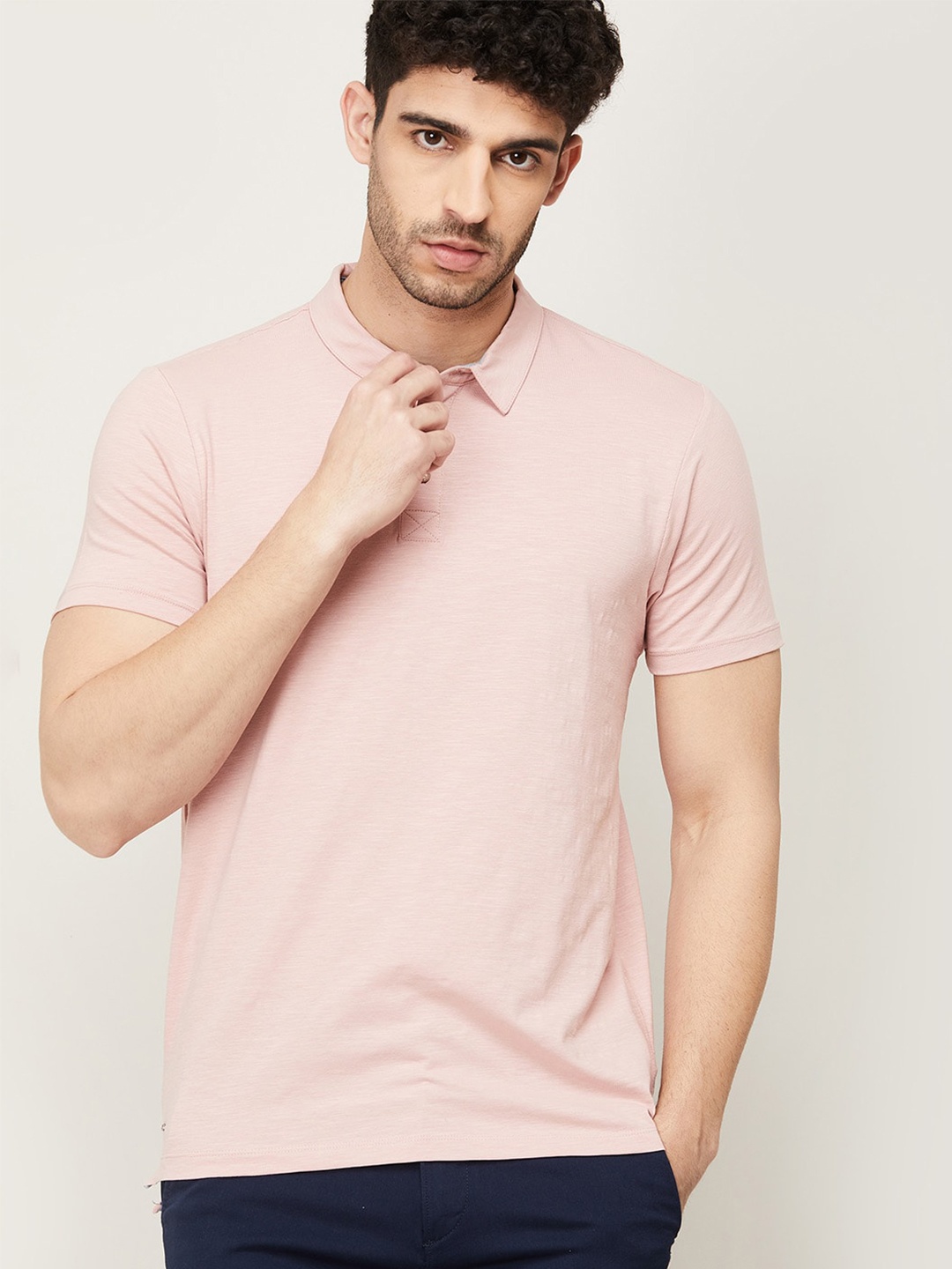 

Forca by Lifestyle Men Pink Solid T-shirt