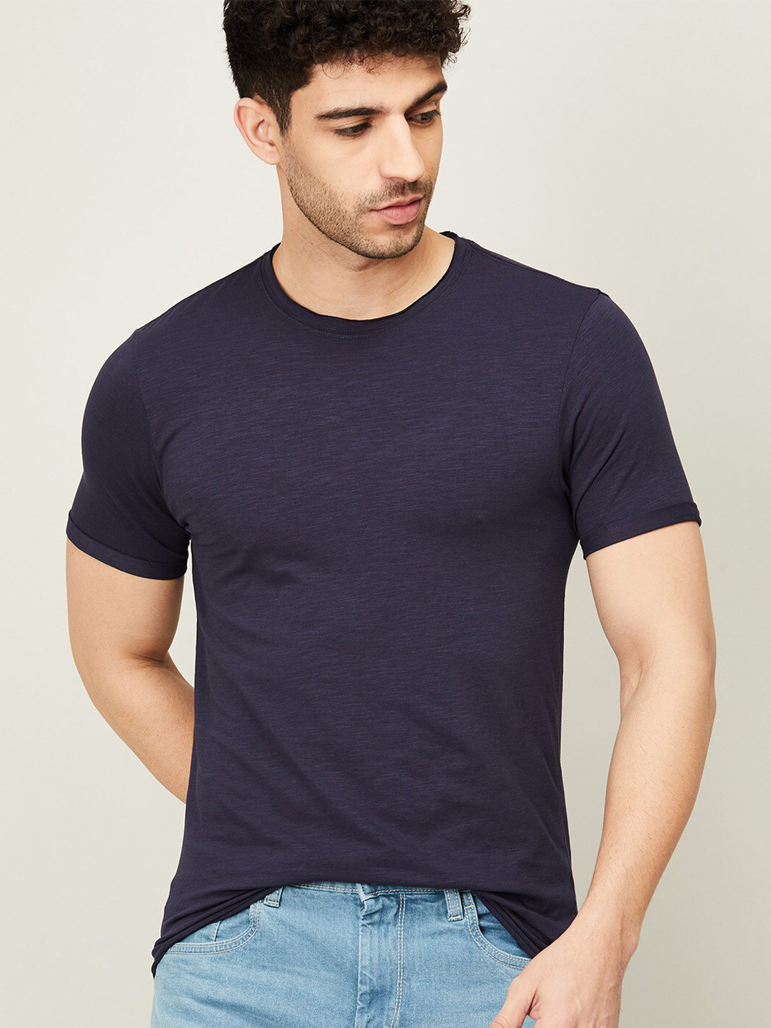 

Forca by Lifestyle Men Navy Blue Regular Fit T-shirt