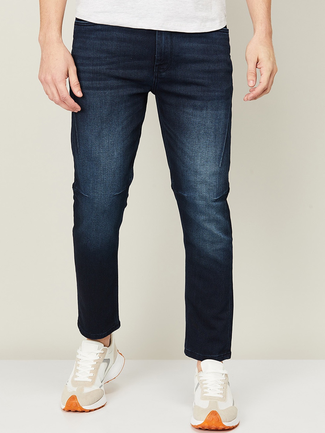 

Bossini Men Blue Skinny Fit Light Fade Jeans