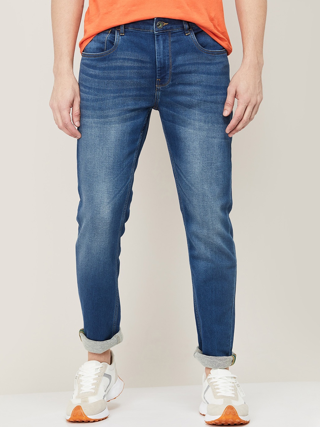 

Bossini Men Blue Slim Fit Light Fade Jeans