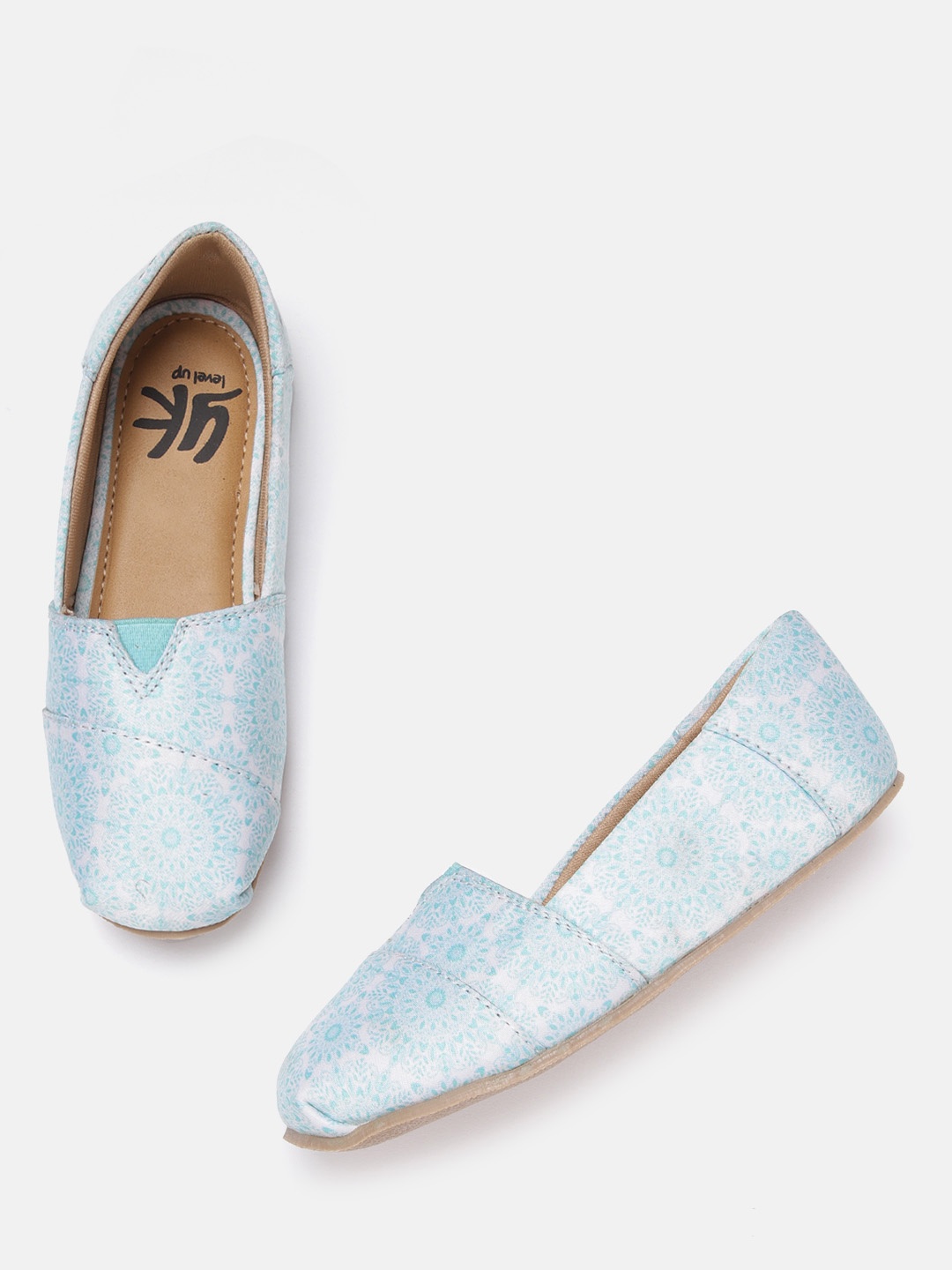 

YK Girls Blue & White Printed Ballerinas