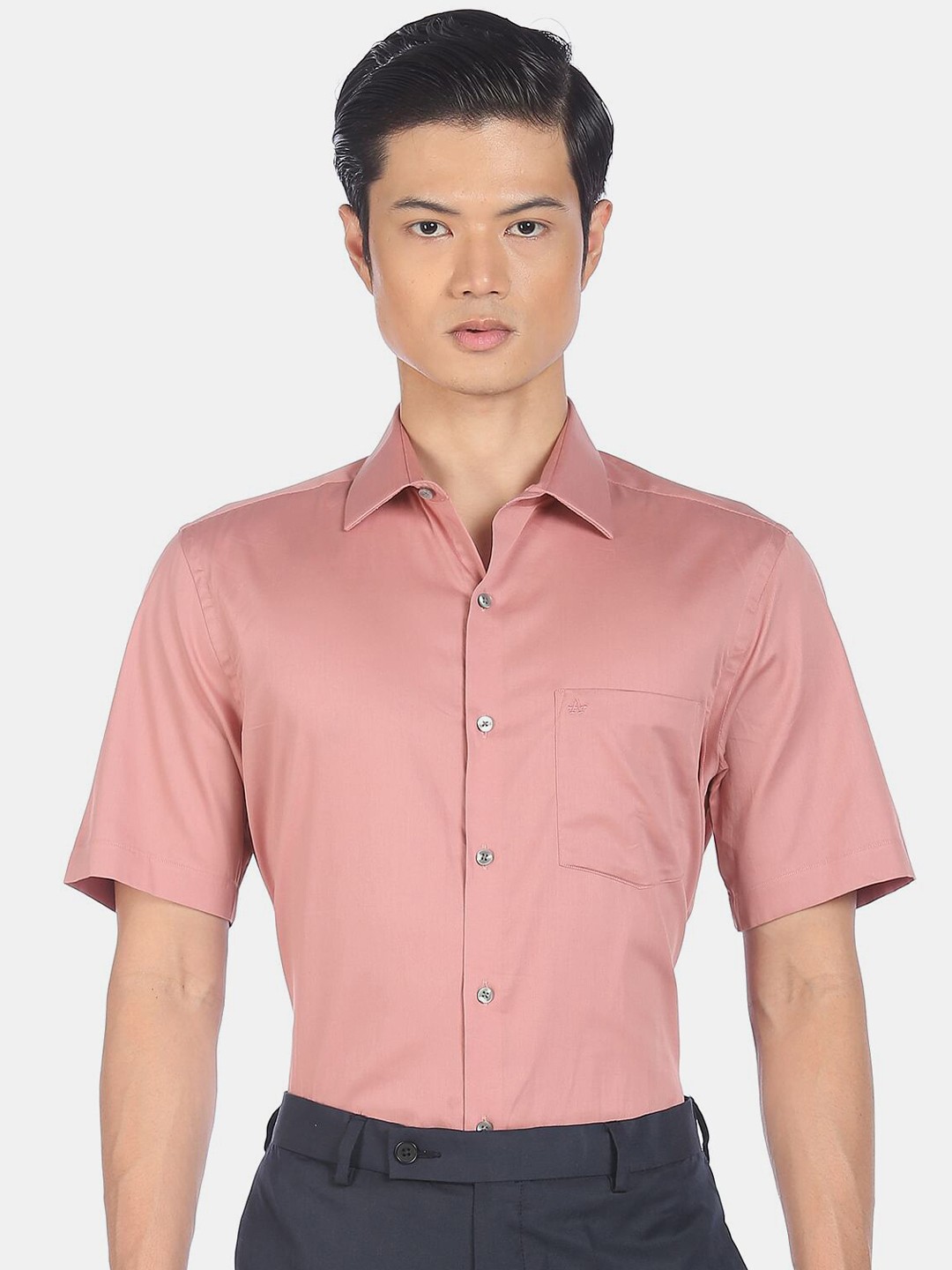 

Arrow Men Rose Pure Cotton Formal Shirt