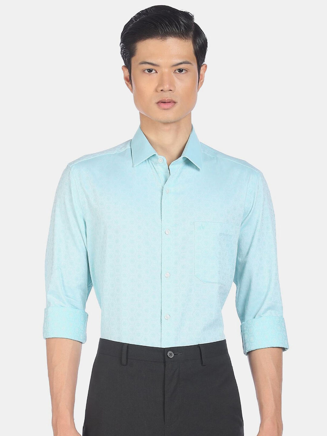

Arrow Men Green Slim Fit Self Design Formal Shirt