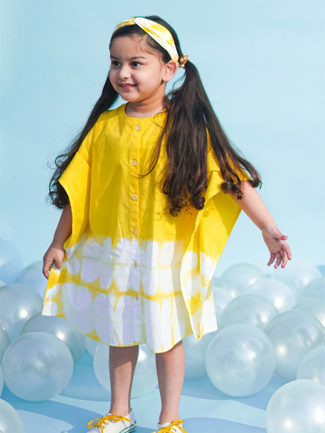 

Tiber Taber Yellow & White Tie and Dye Dyed Kaftan Dress with Headband