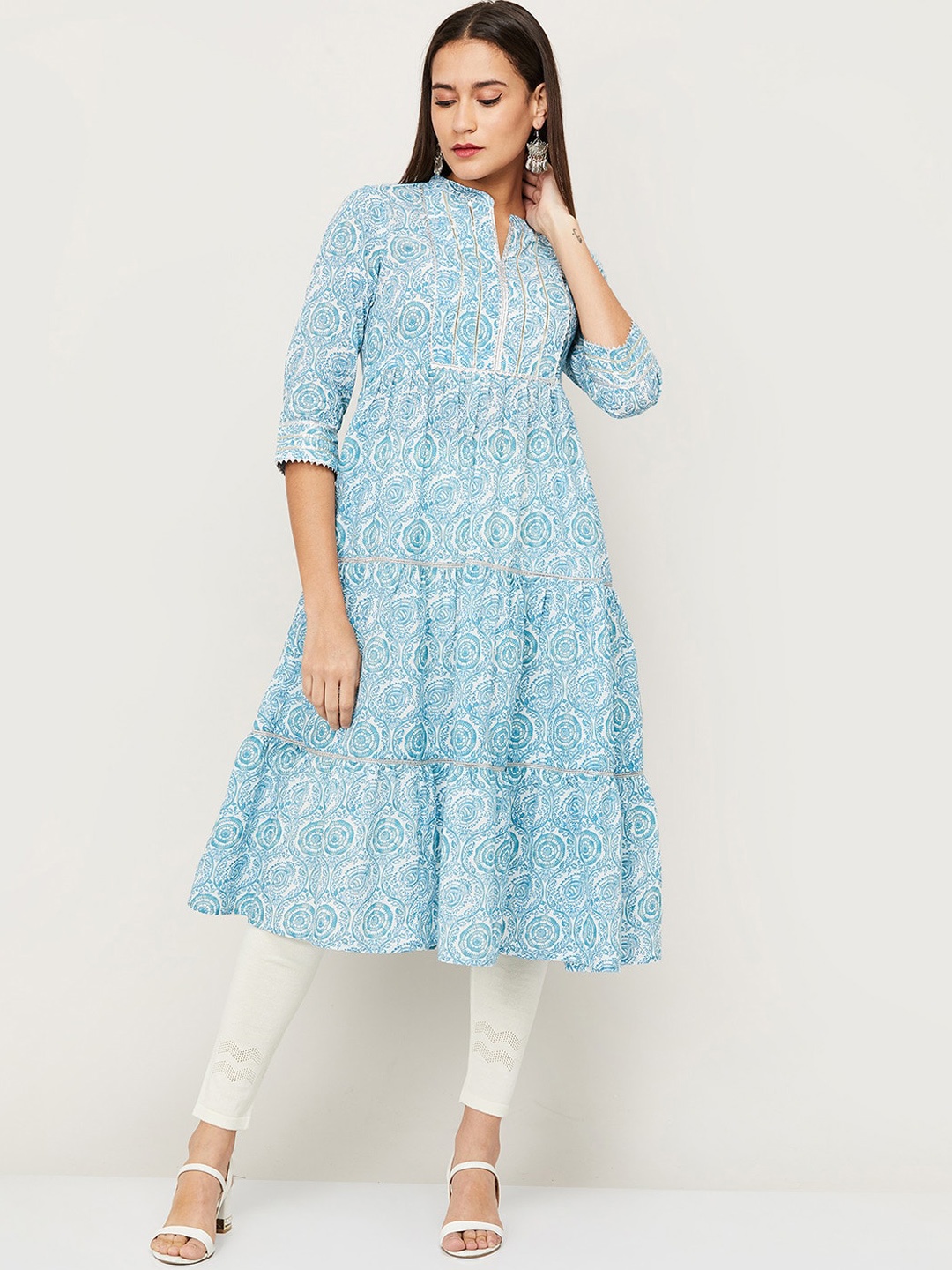 

Melange by Lifestyle Women Blue Abstract Printed Thread Work Anarkali Kurta