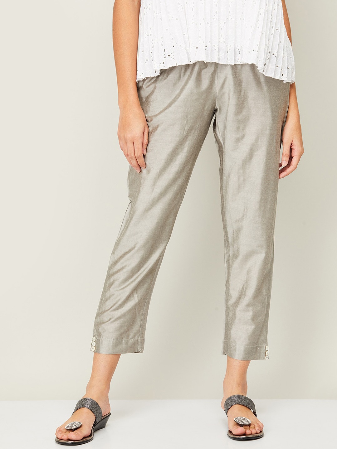 

Melange by Lifestyle Women Grey Solid Regular Fit Trousers