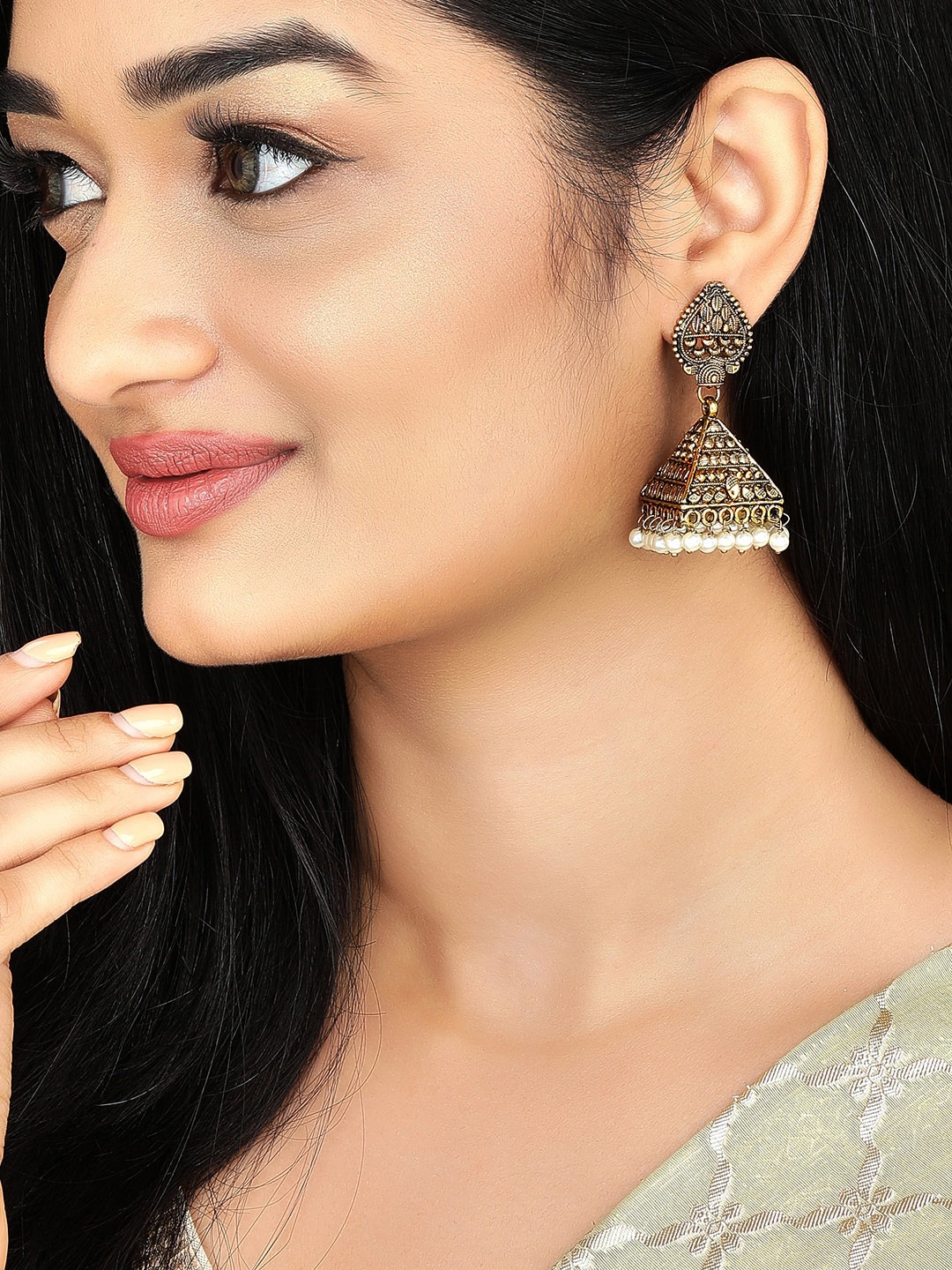 

Anouk Gold-Toned & White Dome Shaped Jhumkas Earrings