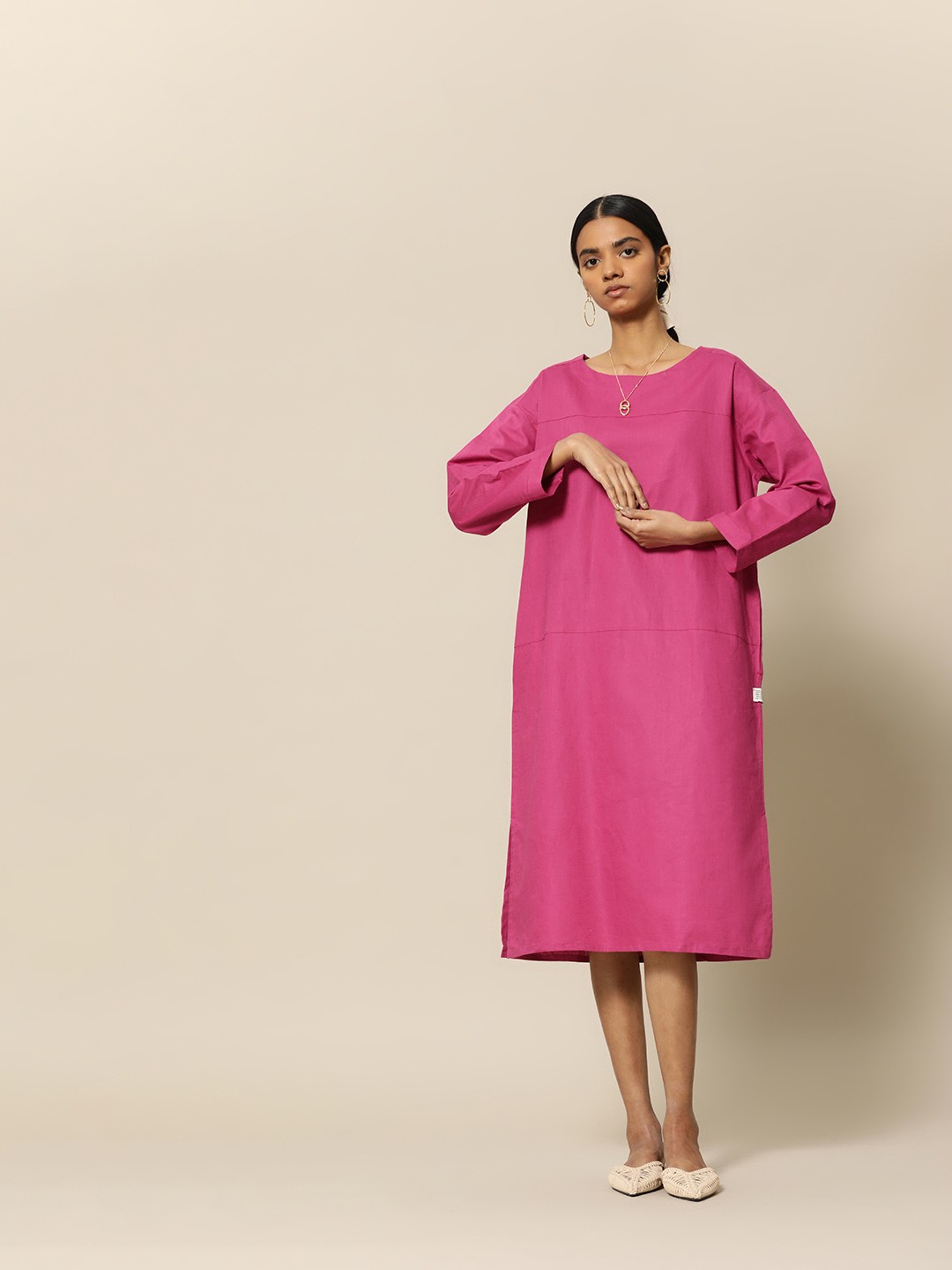 

BOWER Women Fuchsia Pink Solid A-line Panelled Cotton Linen Dress