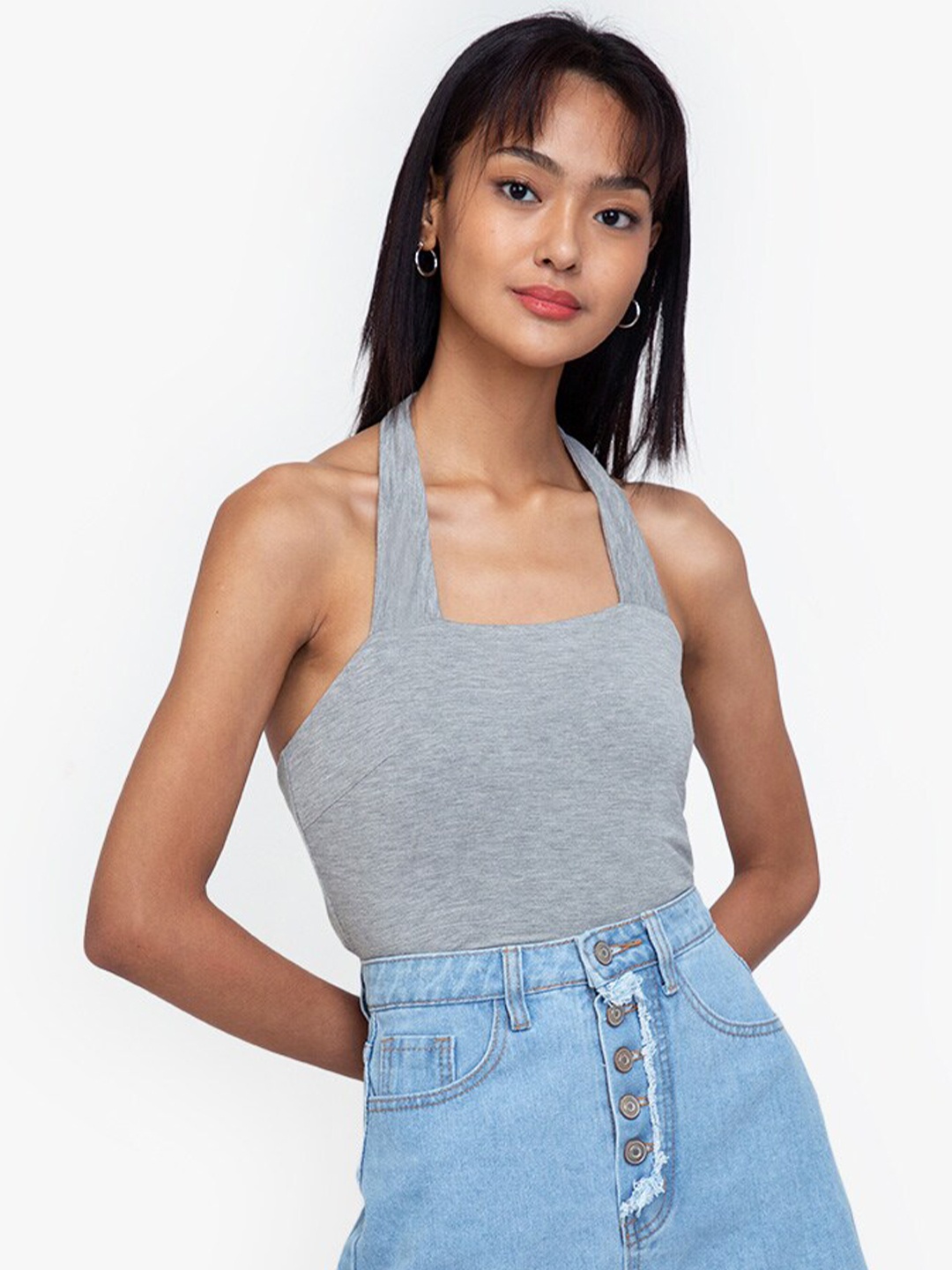 

ZALORA BASICS Grey Halter Neck Crop Top